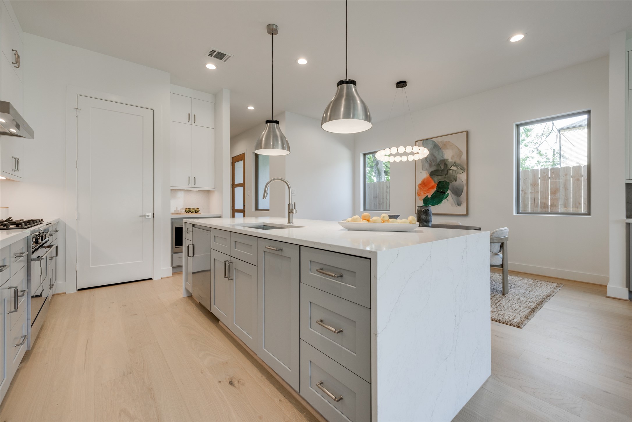 3909 DRISCOLL Street, Houston, TX 77098