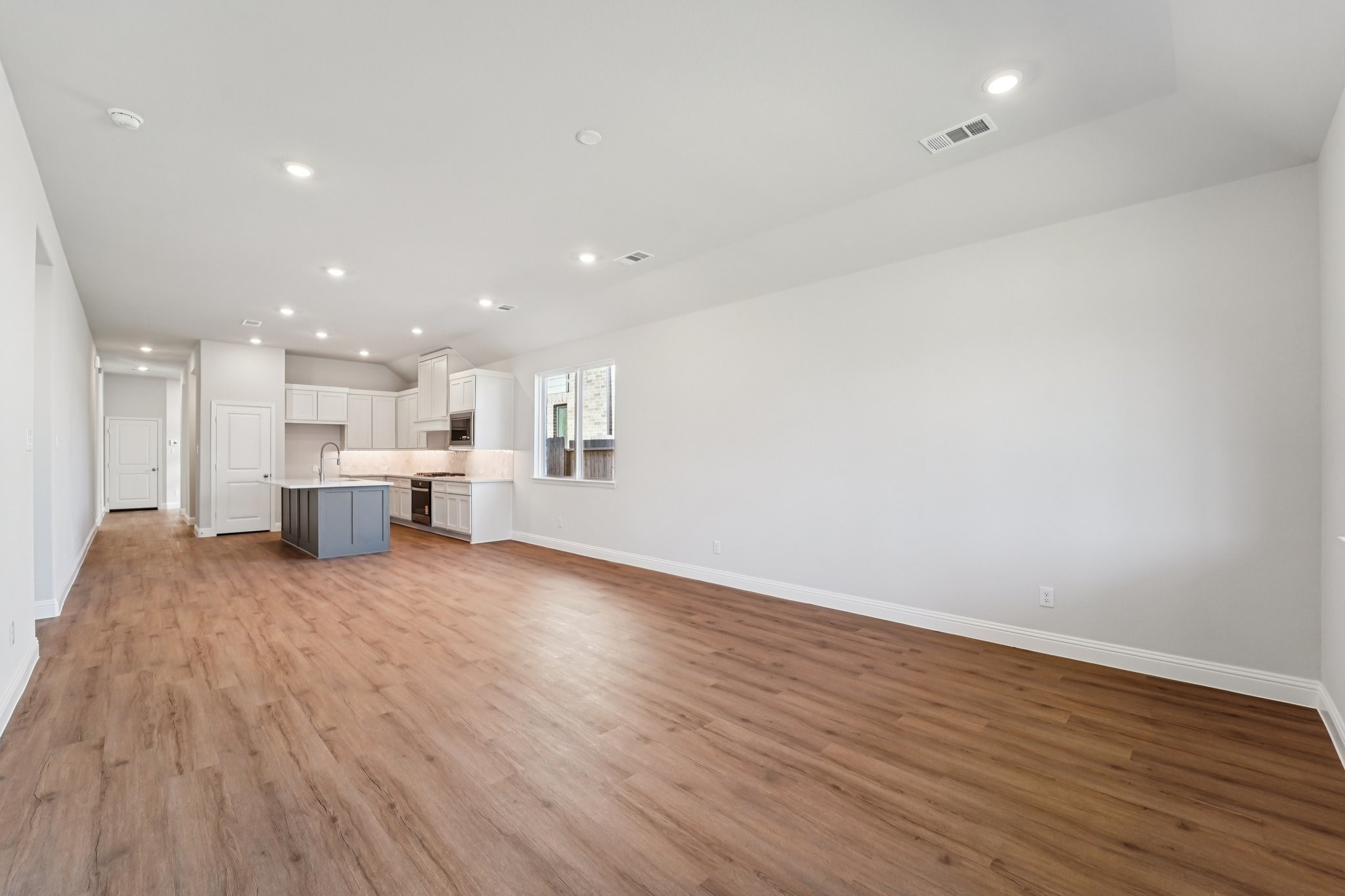 13045 Brookwood Bend Lane, Conroe, TX 77302 13045 Brookwood Bend Lane, Conroe, TX 77302