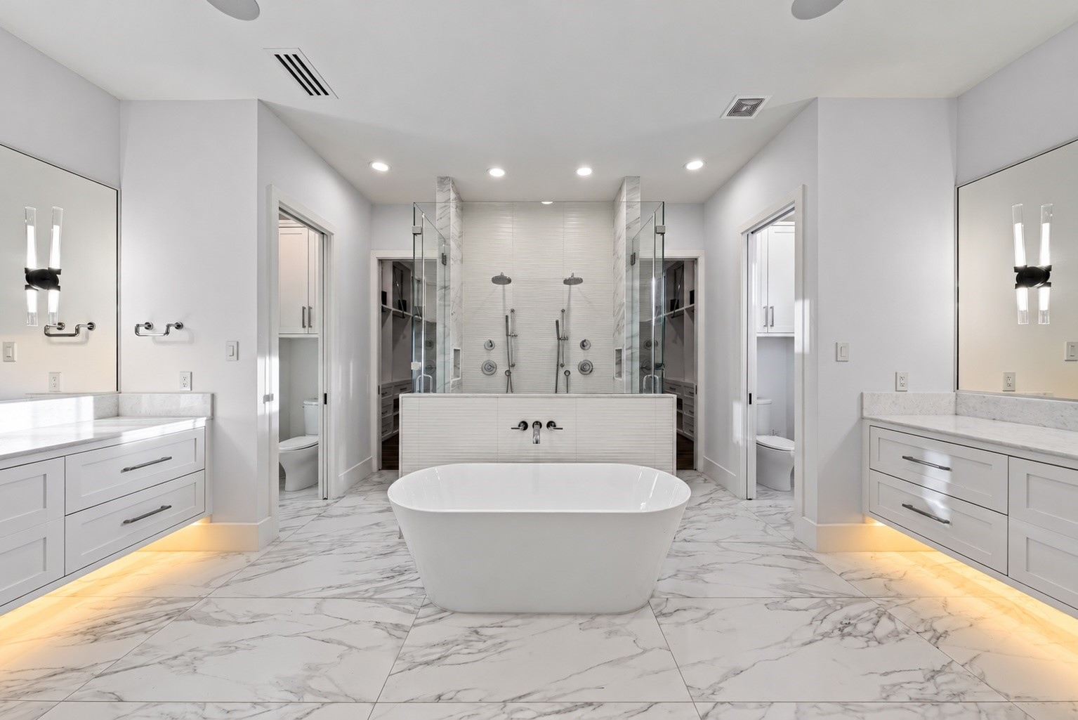 Convenience and luxury abound throughout this home with the primary bathroom being no exception. Convenience and luxury abound throughout this home with the primary bathroom being no exception.