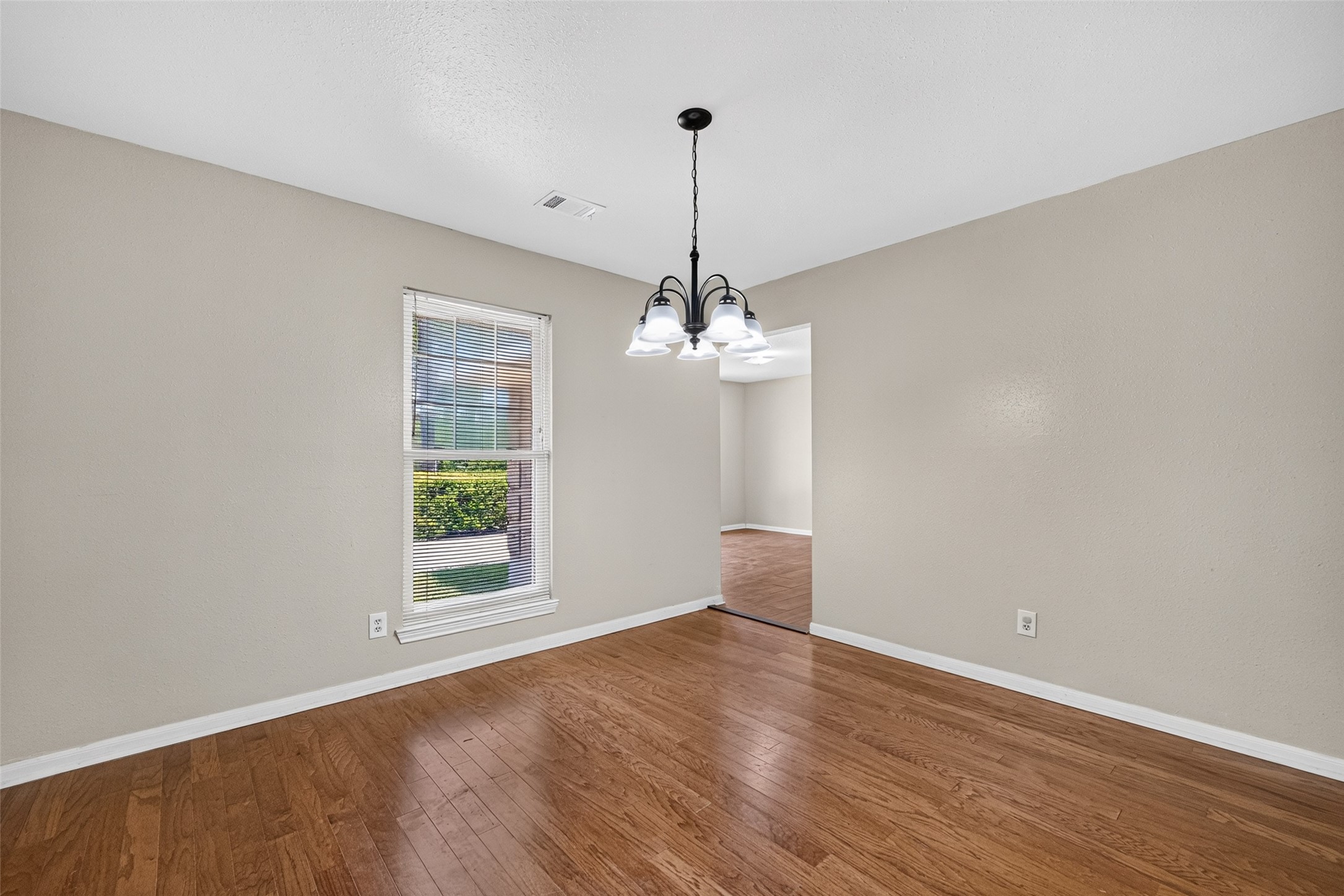 12915 33rd 1/2 Street, Santa Fe, TX 77510