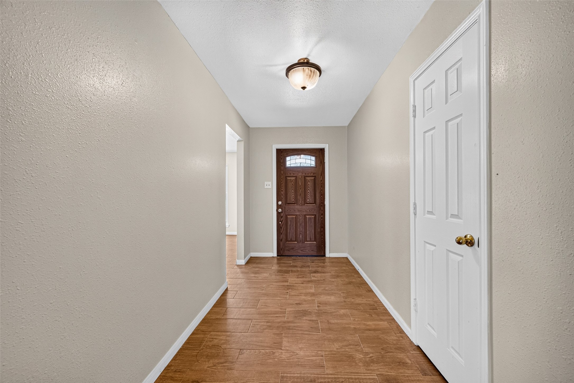12915 33rd 1/2 Street, Santa Fe, TX 77510