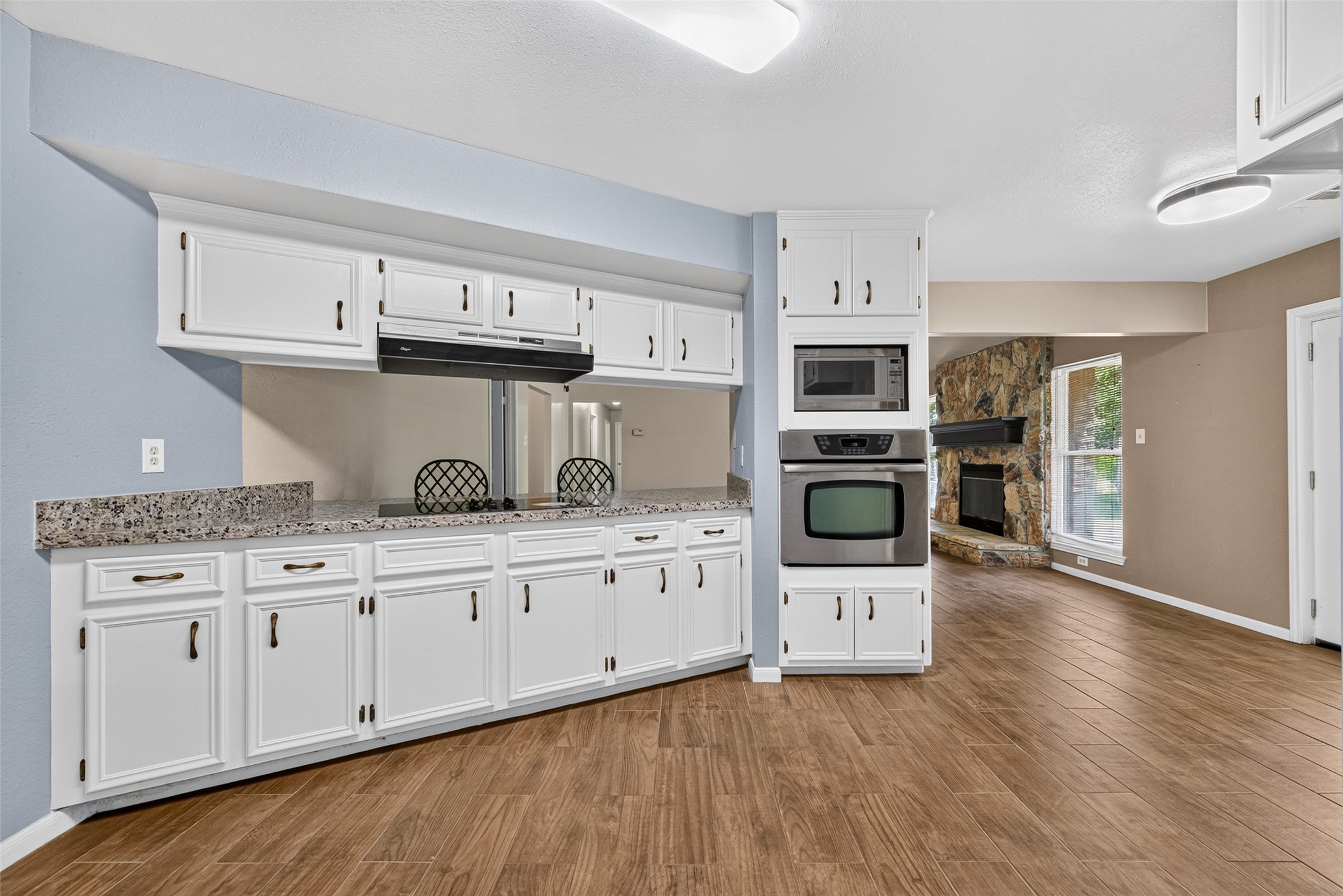 12915 33rd 1/2 Street, Santa Fe, TX 77510