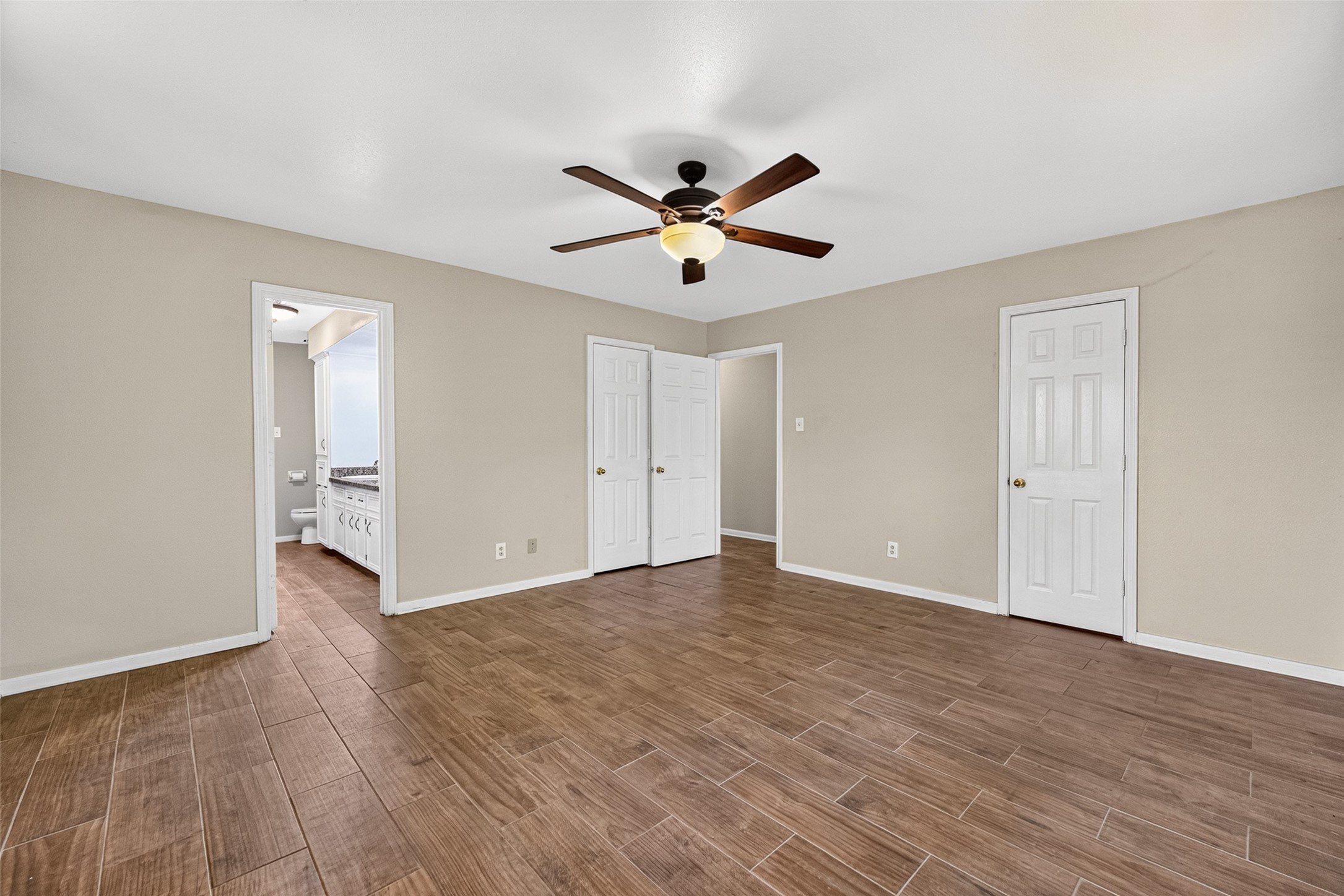 12915 33rd 1/2 Street, Santa Fe, TX 77510
