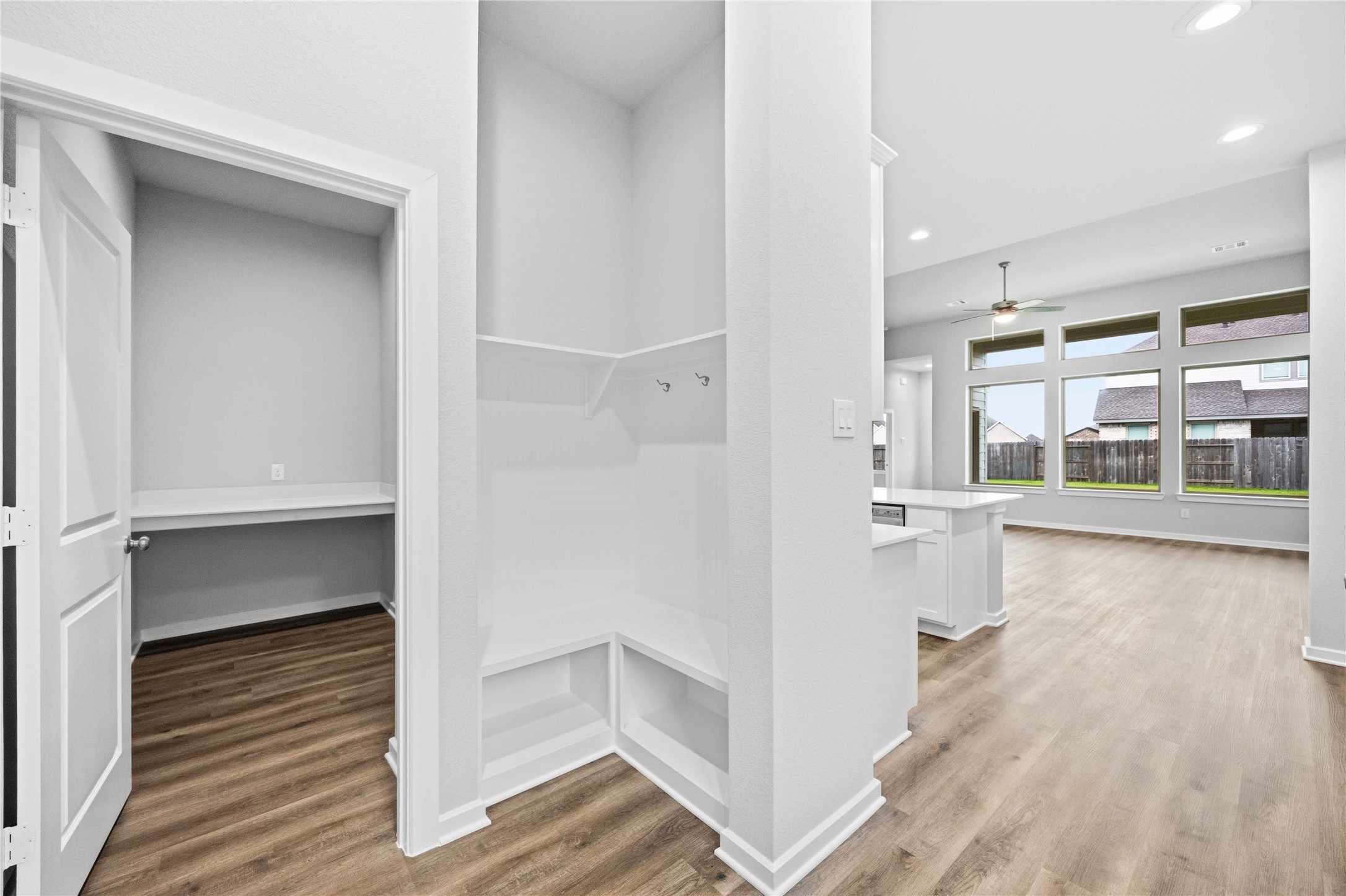 2808 Gran Castillo Drive, La Marque, TX 77568