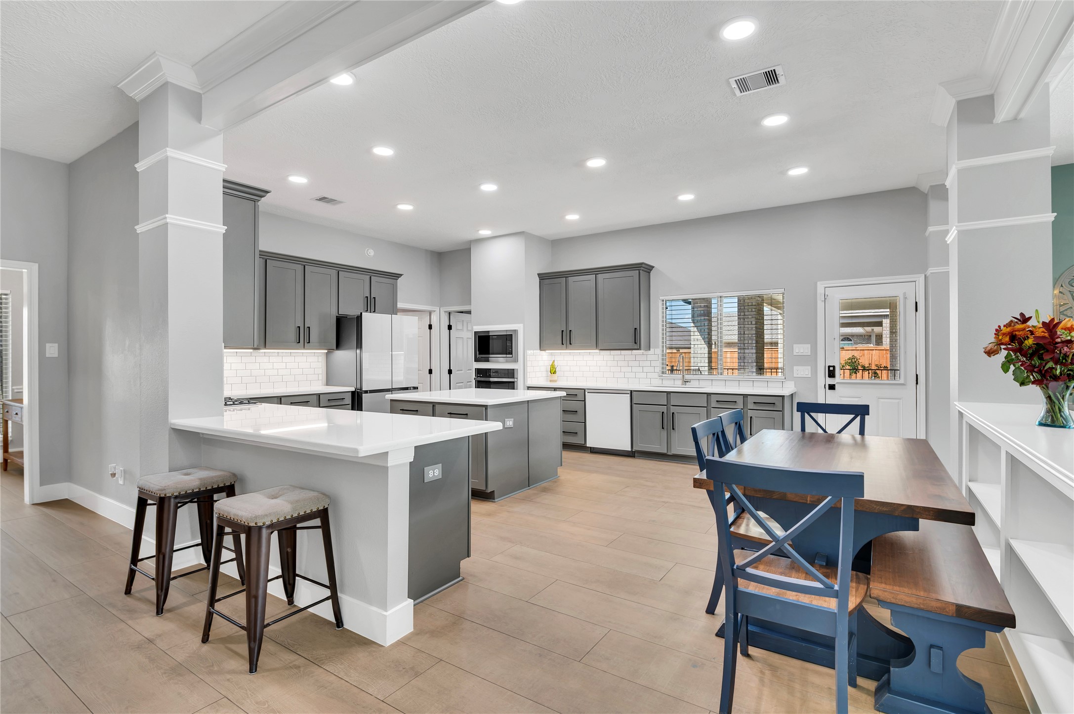2110 Wikiup Street, Dickinson, TX 77539