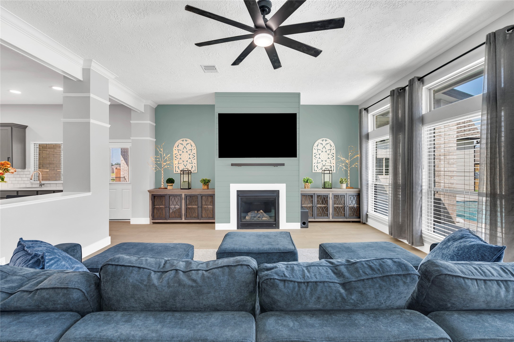 2110 Wikiup Street, Dickinson, TX 77539