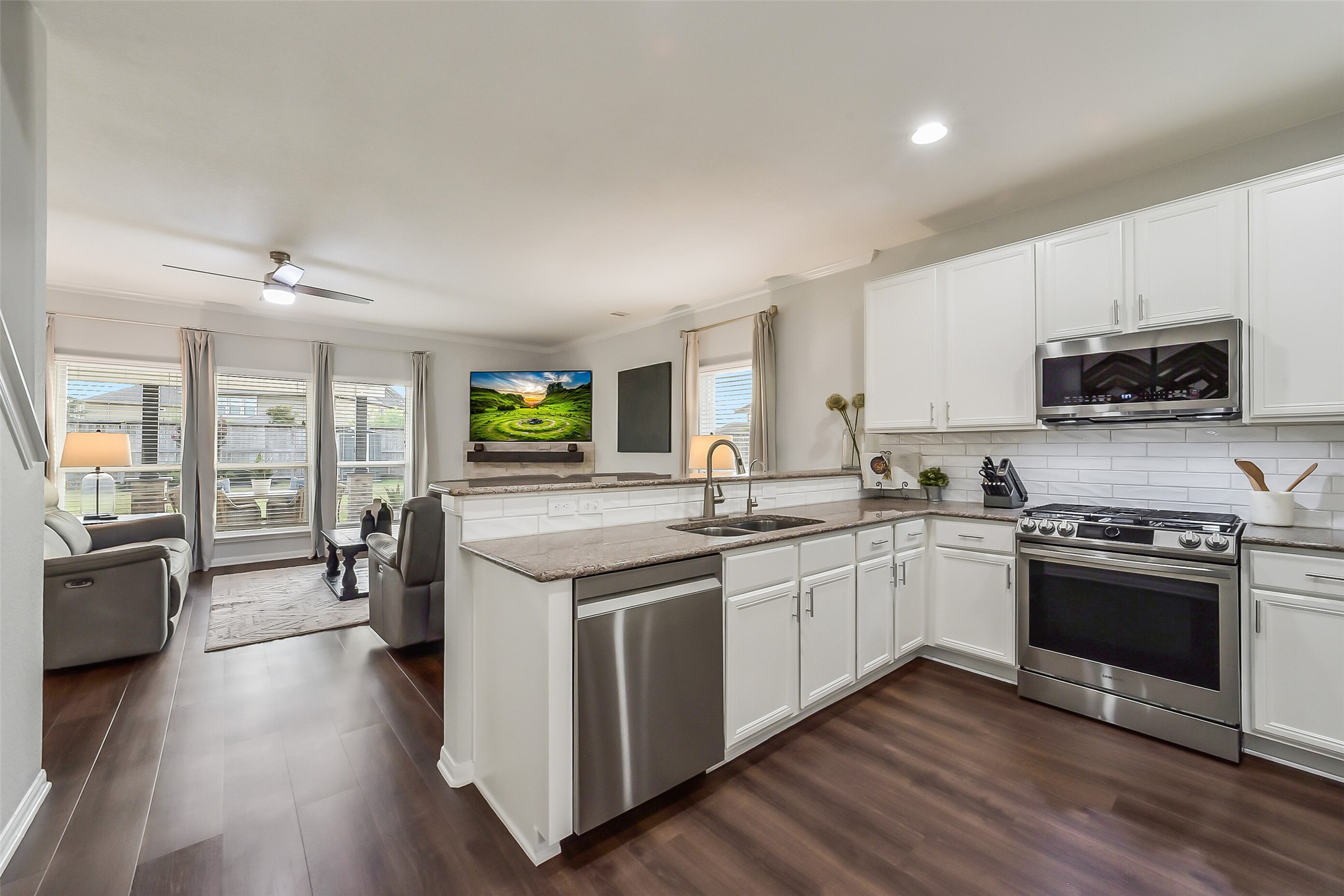 4710 Wheel Wright Trail, Rosenberg, TX 77471