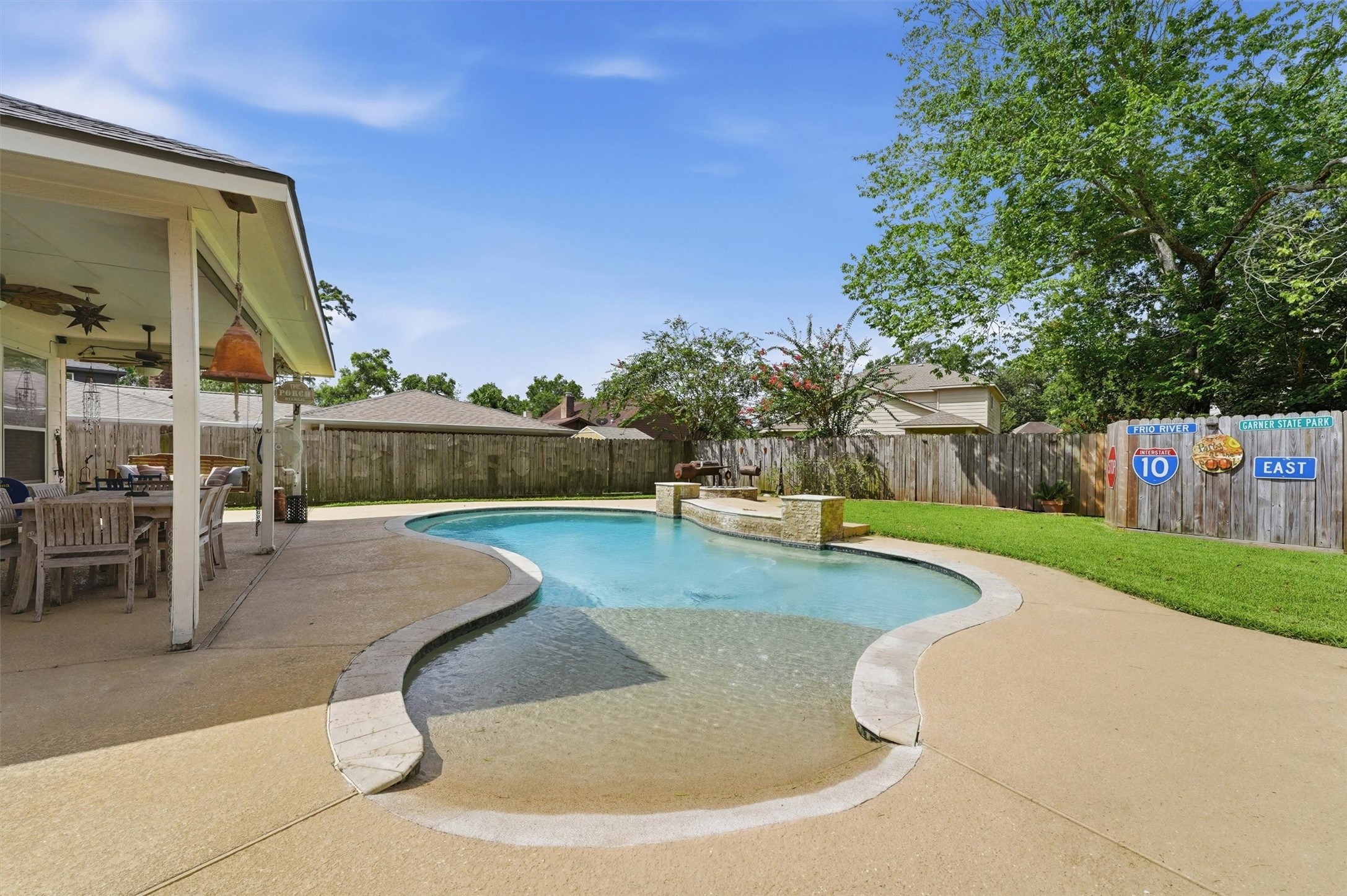 1719 Cloister Drive, Crosby, TX 77532