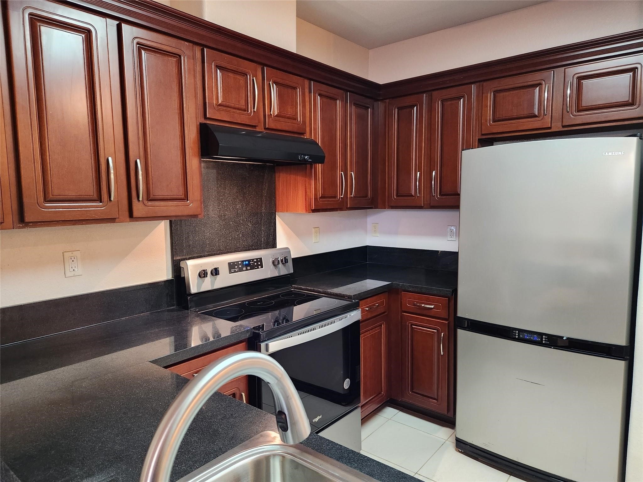 6611 W Sam Houston Parkway S, #1A, Houston, TX 77072