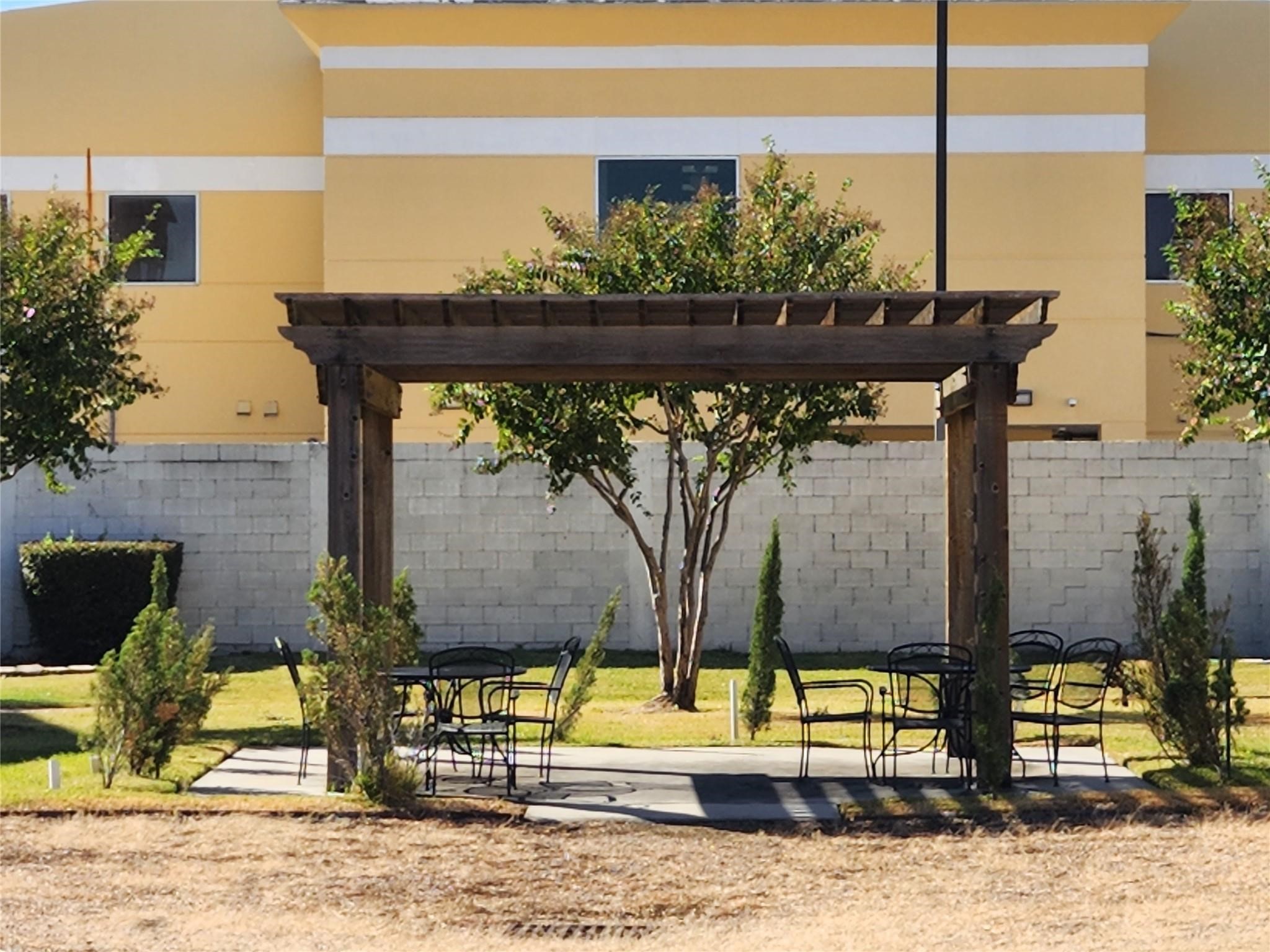 6611 W Sam Houston Parkway S, #1A, Houston, TX 77072