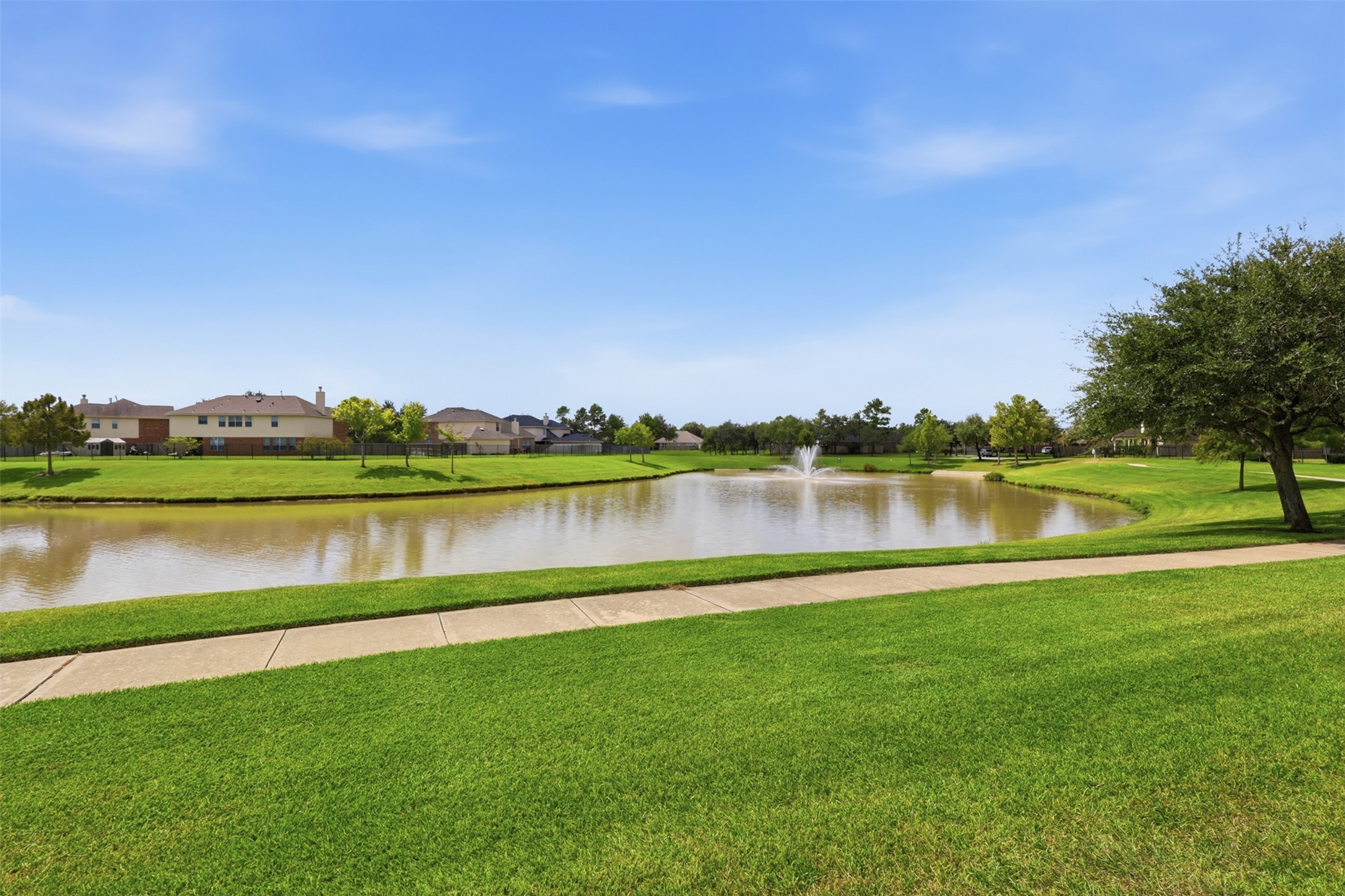 Savannah Cove offers scenic neighborhood lakes with fountains, landscaped green space, and walking paths.
