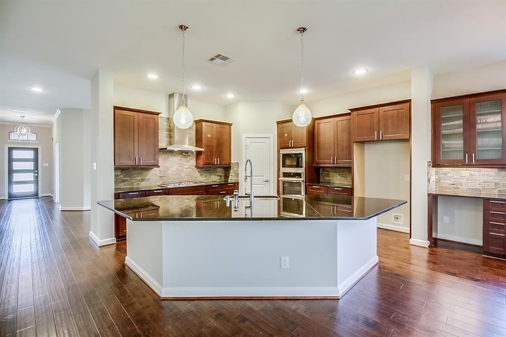 17106 Rainier Creek Drive, Humble, TX 77346