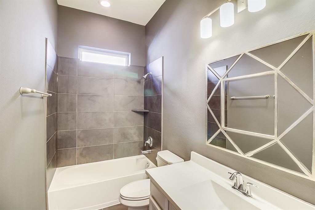 17106 Rainier Creek Drive, Humble, TX 77346
