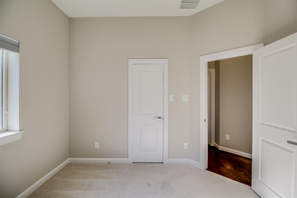 17106 Rainier Creek Drive, Humble, TX 77346