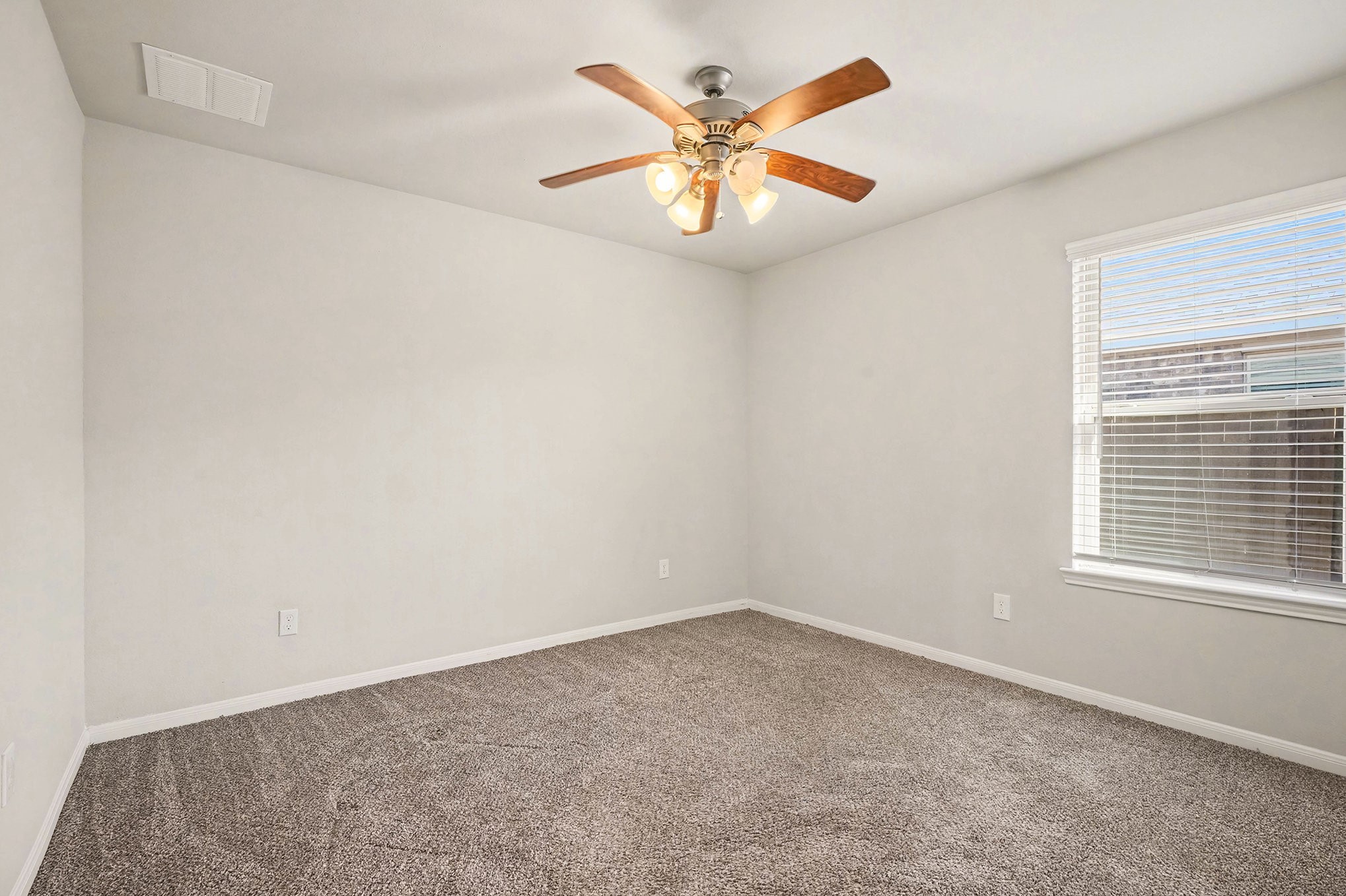 8817 Voyager Drive, Texas City, TX 77591
