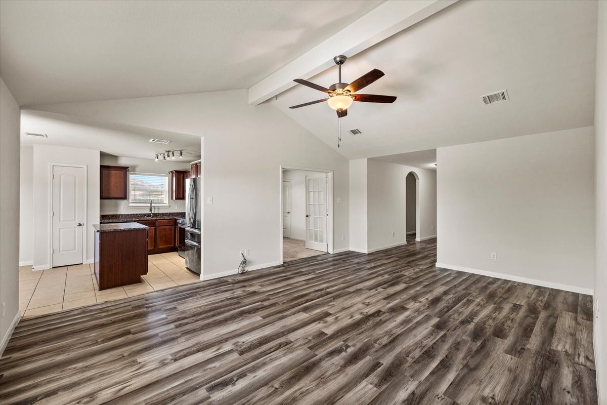 Nice high ceilings