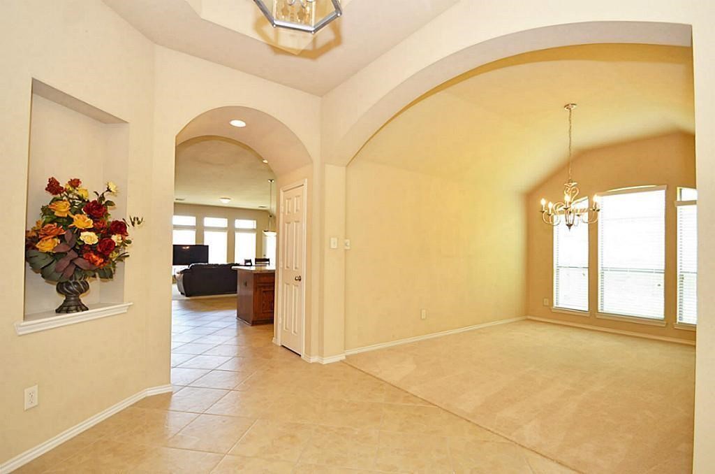 4422 Long Creek Drive, Fresno, TX 77545