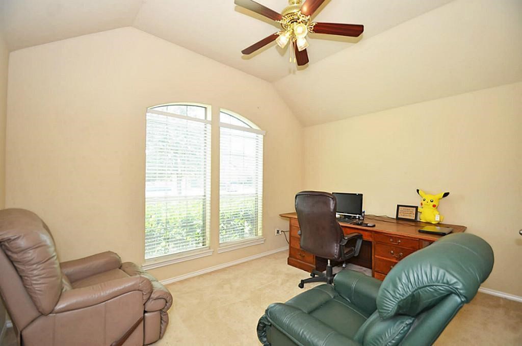 4422 Long Creek Drive, Fresno, TX 77545