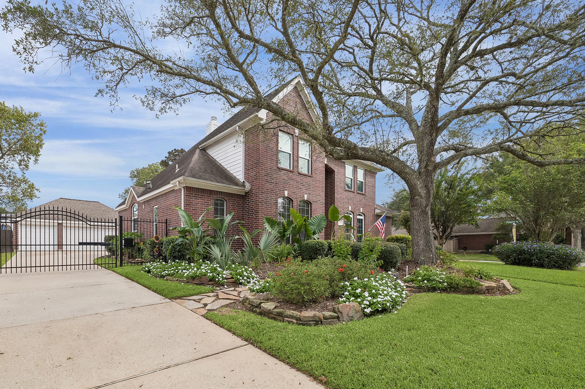 14402 Summerwood Lakes Drive, Houston, TX 77044