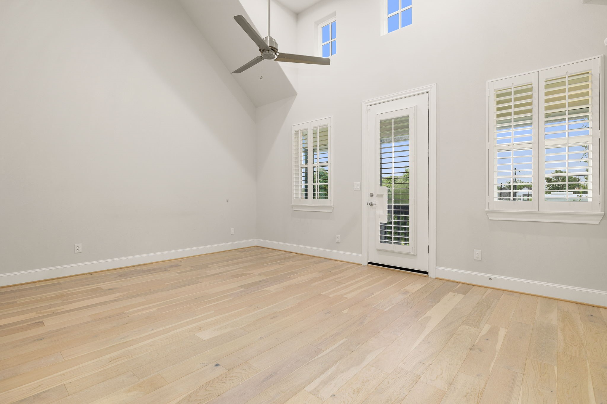 5306 S Capitol Street, Houston, TX 77023