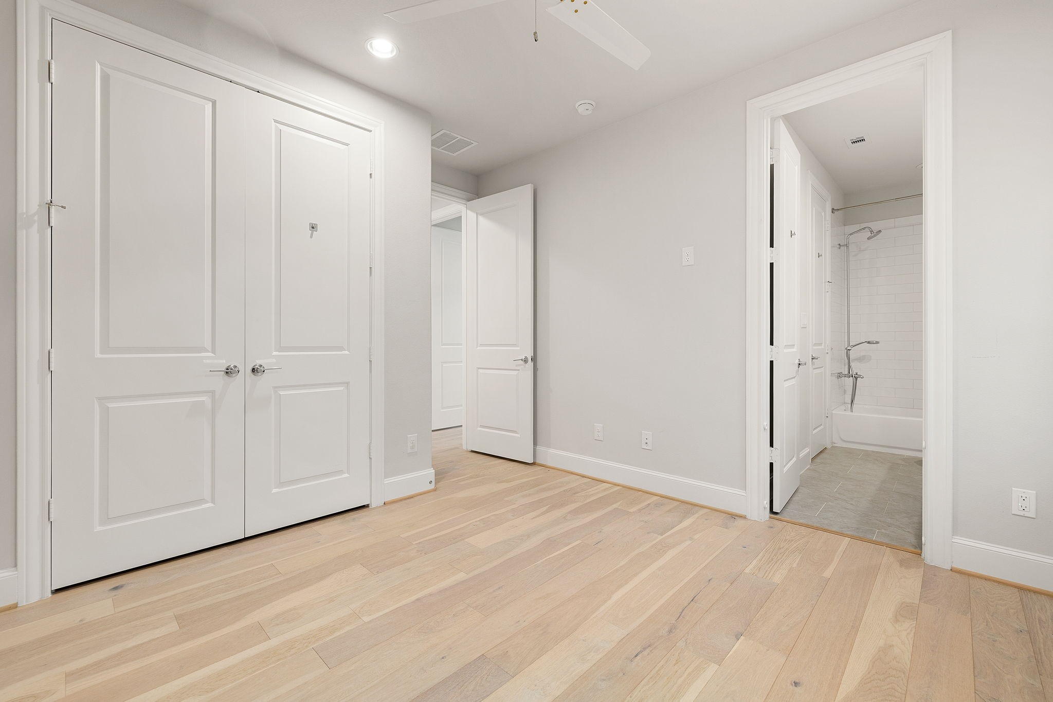 5306 S Capitol Street, Houston, TX 77023