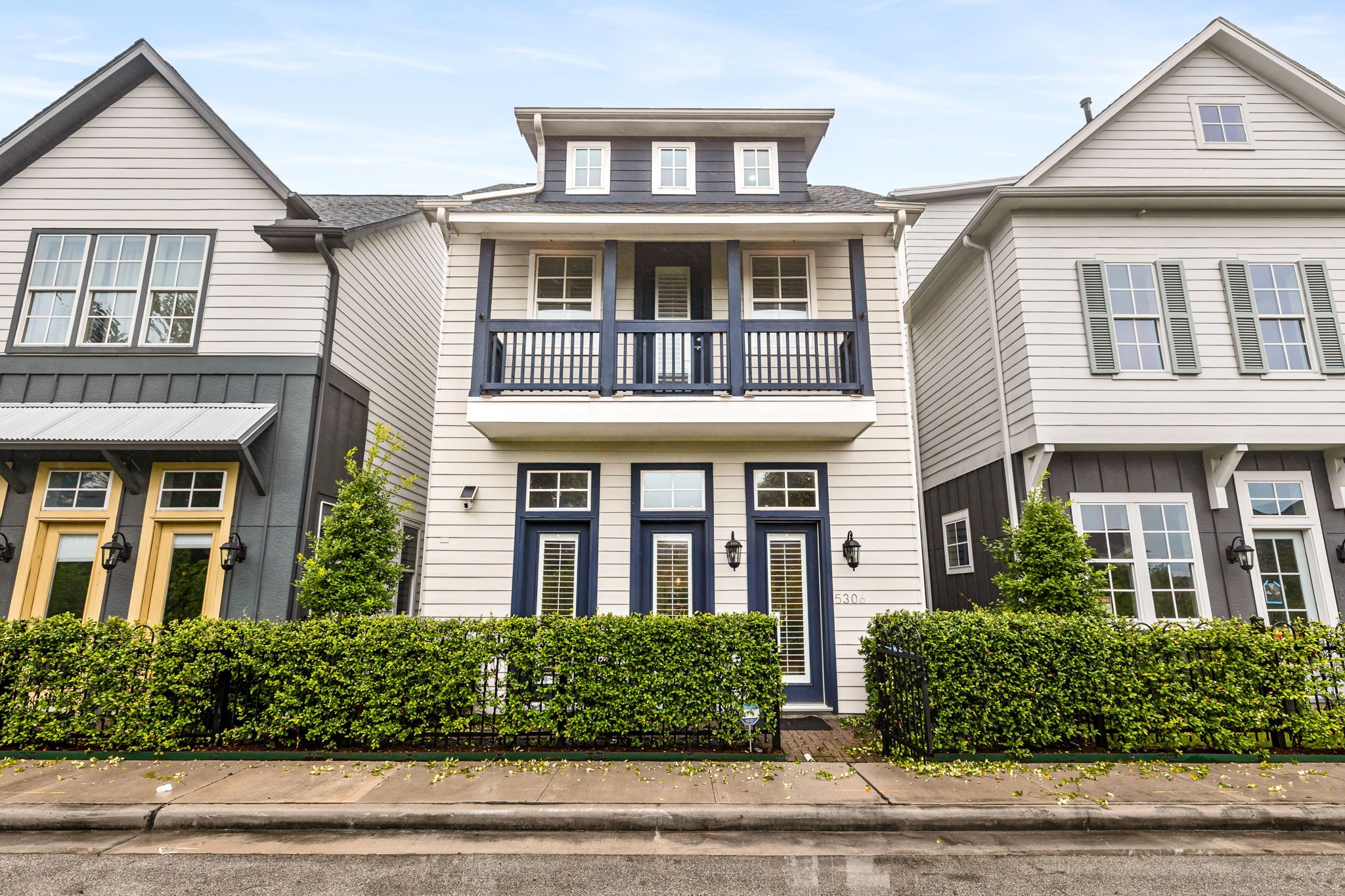 5306 S Capitol Street, Houston, TX 77023 5306 S Capitol Street, Houston, TX 77023