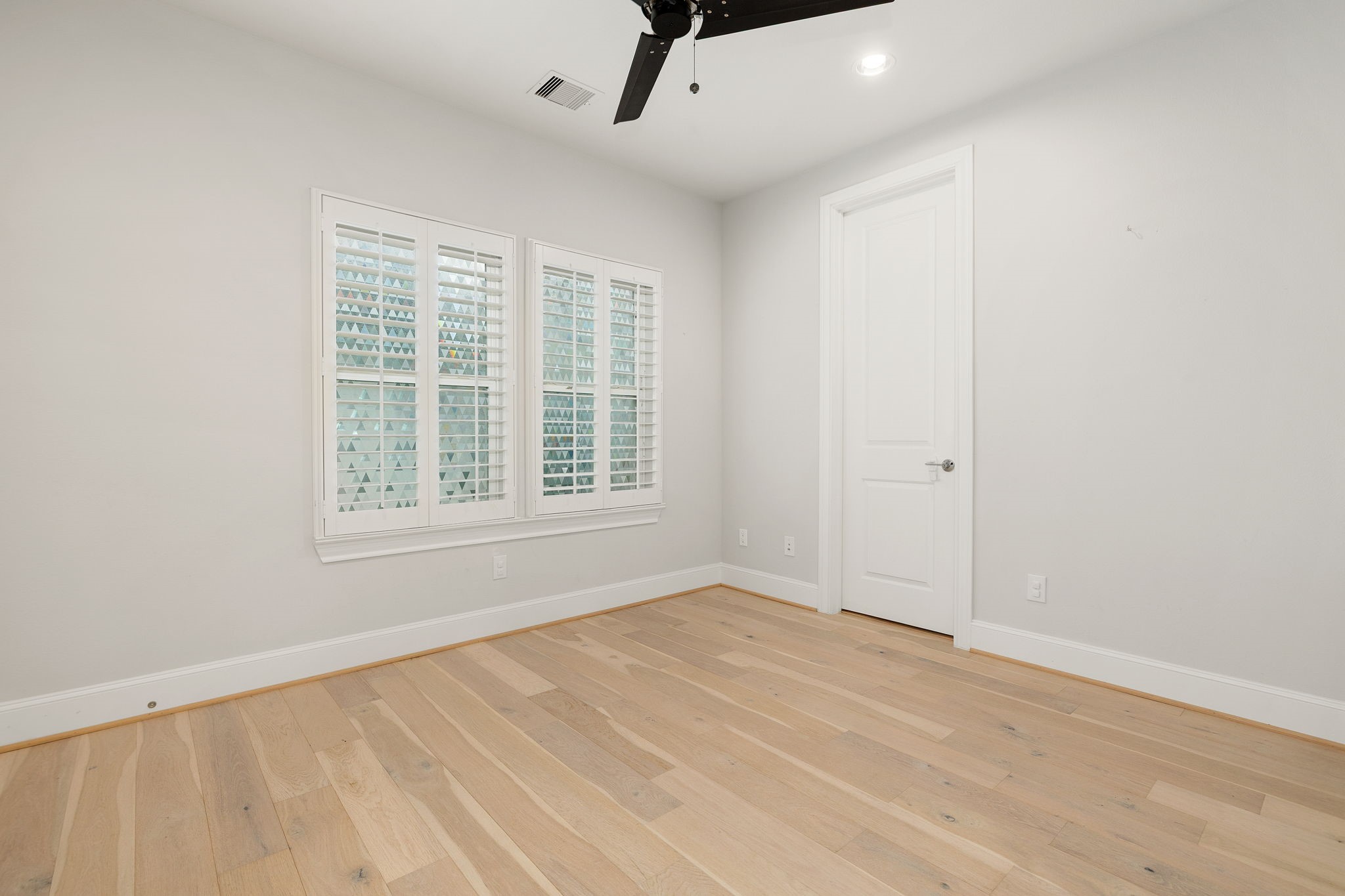 5306 S Capitol Street, Houston, TX 77023