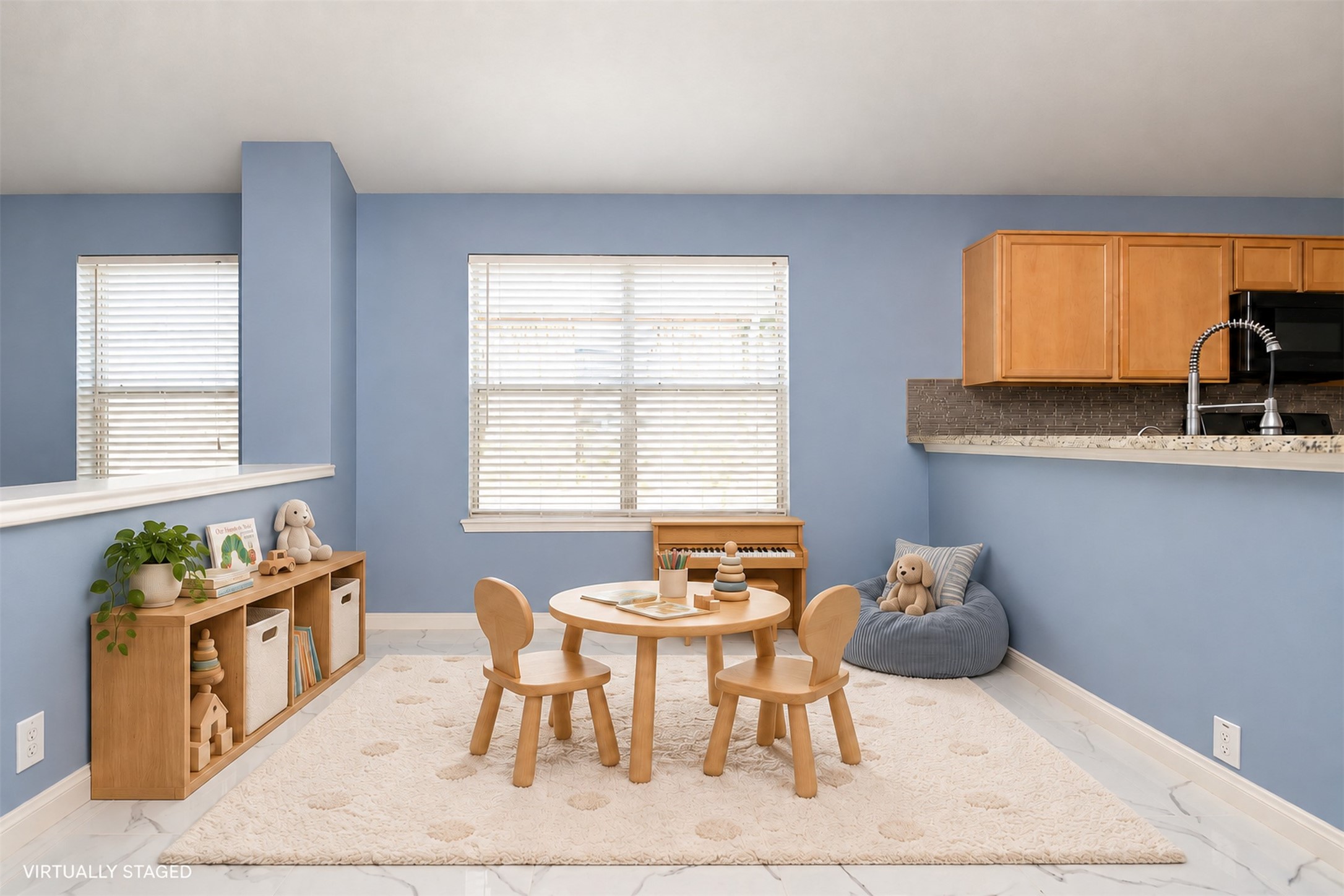 Breakfast Area/Extra Room - AI Staging
***Property is vacant. Photo digitally enhanced with AI; lighting, color, and ceiling appearance adjusted. ***
