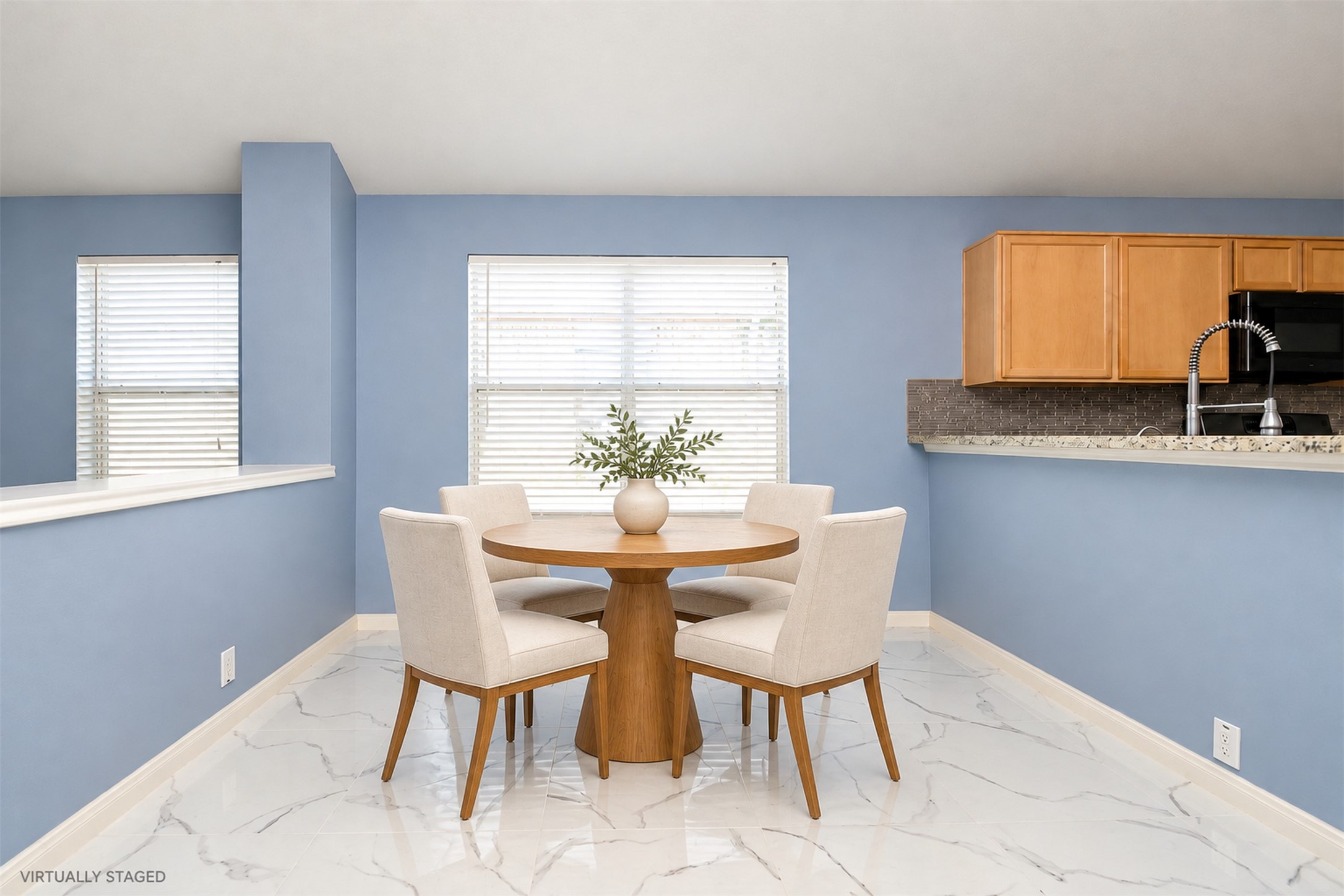 Breakfast Area/Extra Room - AI Staging
***Property is vacant. Photo digitally enhanced with AI; lighting, color, and ceiling appearance adjusted. ***