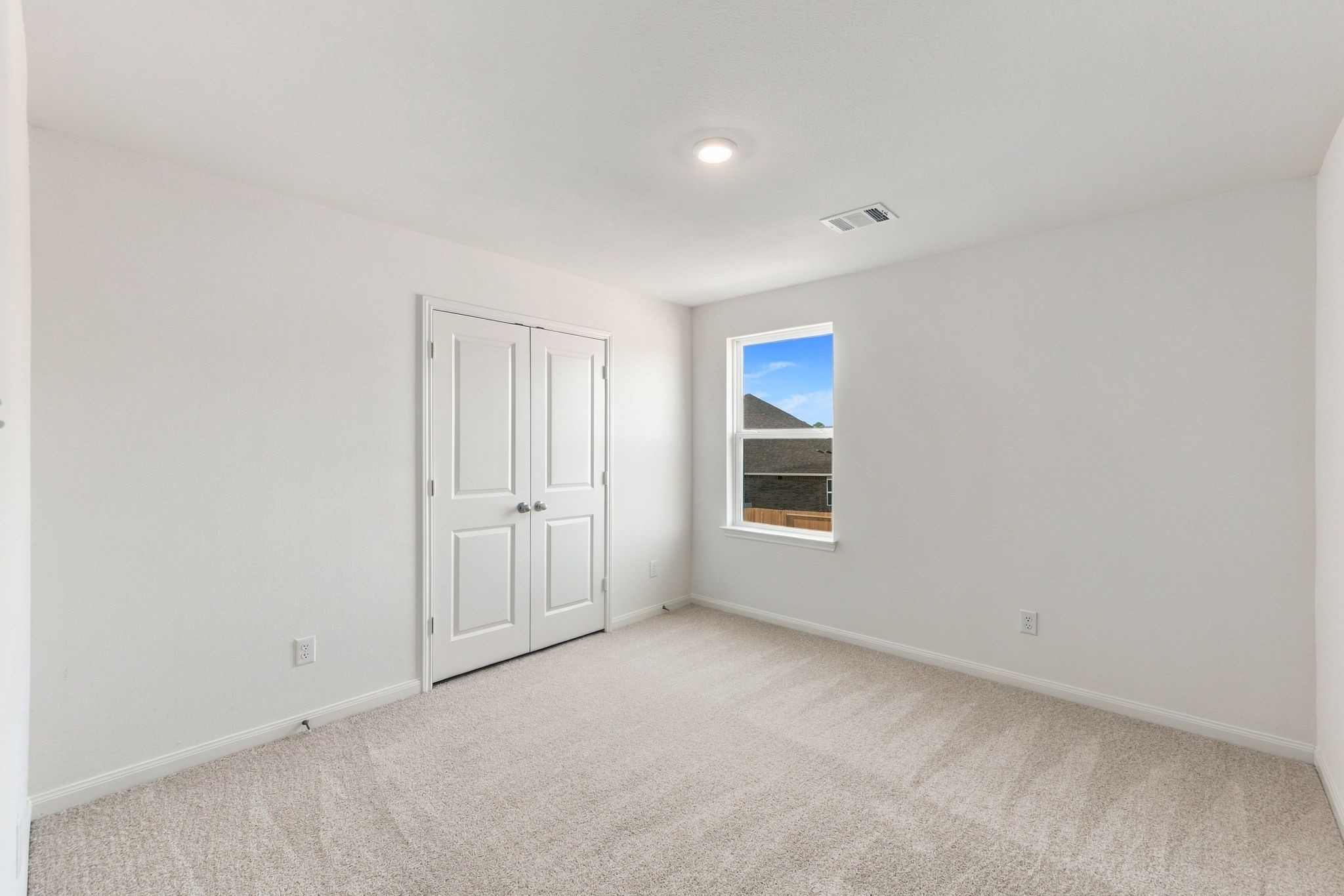 8938 Mystery Stone Drive, Iowa Colony, TX 77583