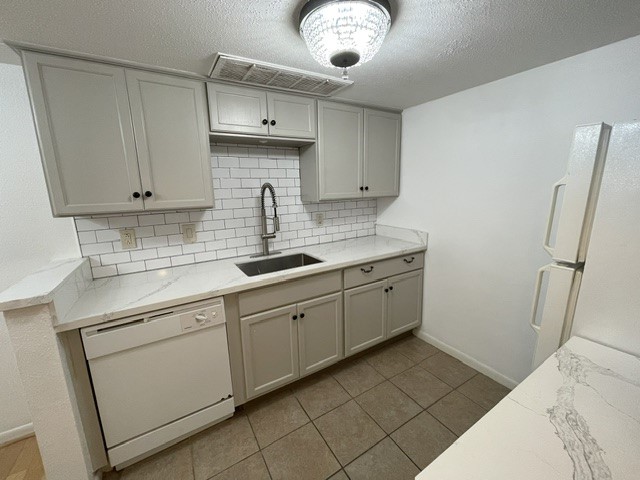 2350 Bering Drive, #72, Houston, TX 77057