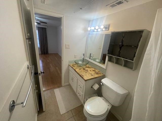 2350 Bering Drive, #72, Houston, TX 77057