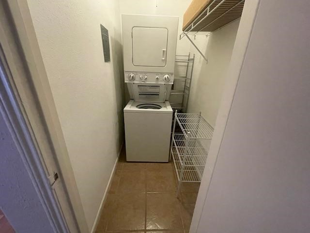 2350 Bering Drive, #72, Houston, TX 77057