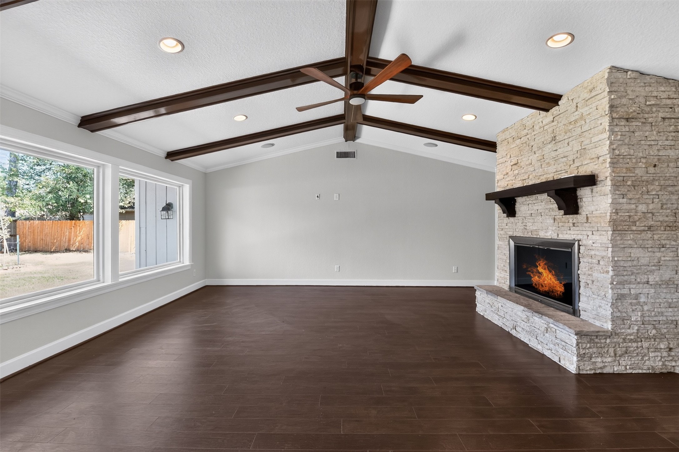 4023 Bayou Grove Drive, Seabrook, TX 77586