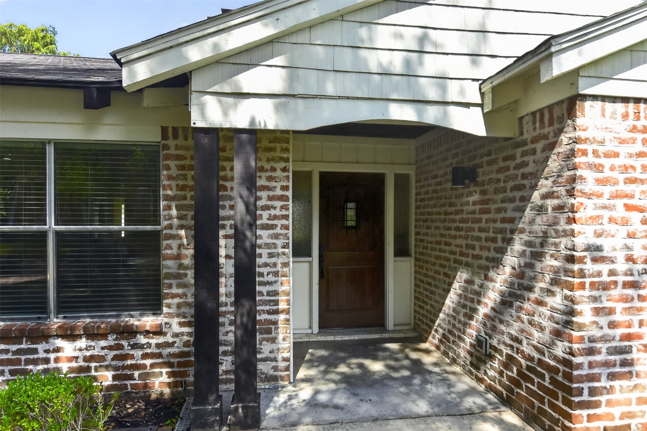 4023 Bayou Grove Drive, Seabrook, TX 77586