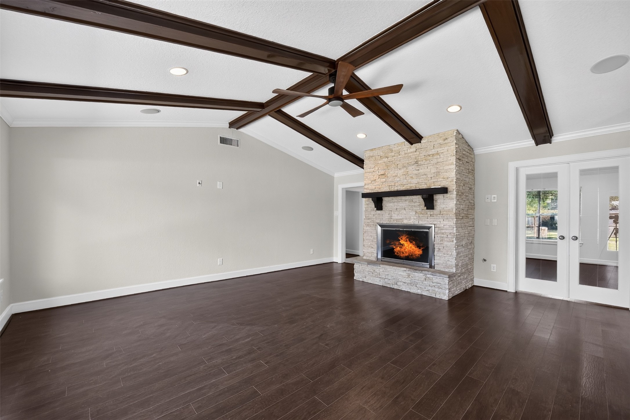 4023 Bayou Grove Drive, Seabrook, TX 77586