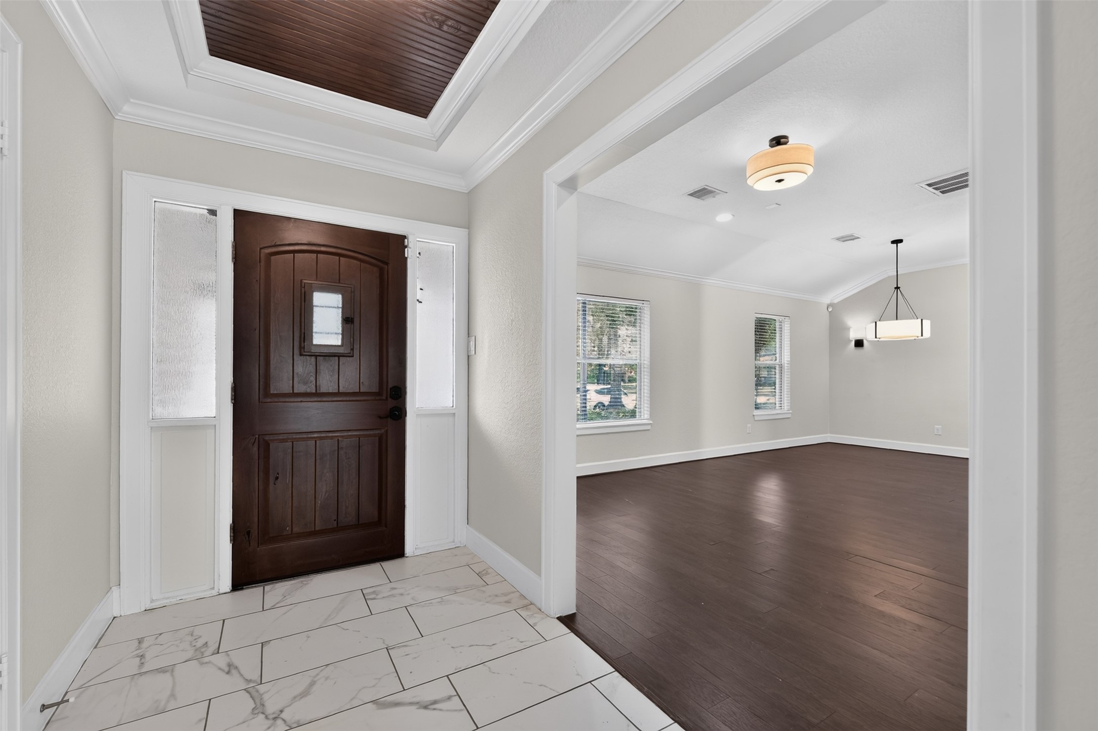 4023 Bayou Grove Drive, Seabrook, TX 77586