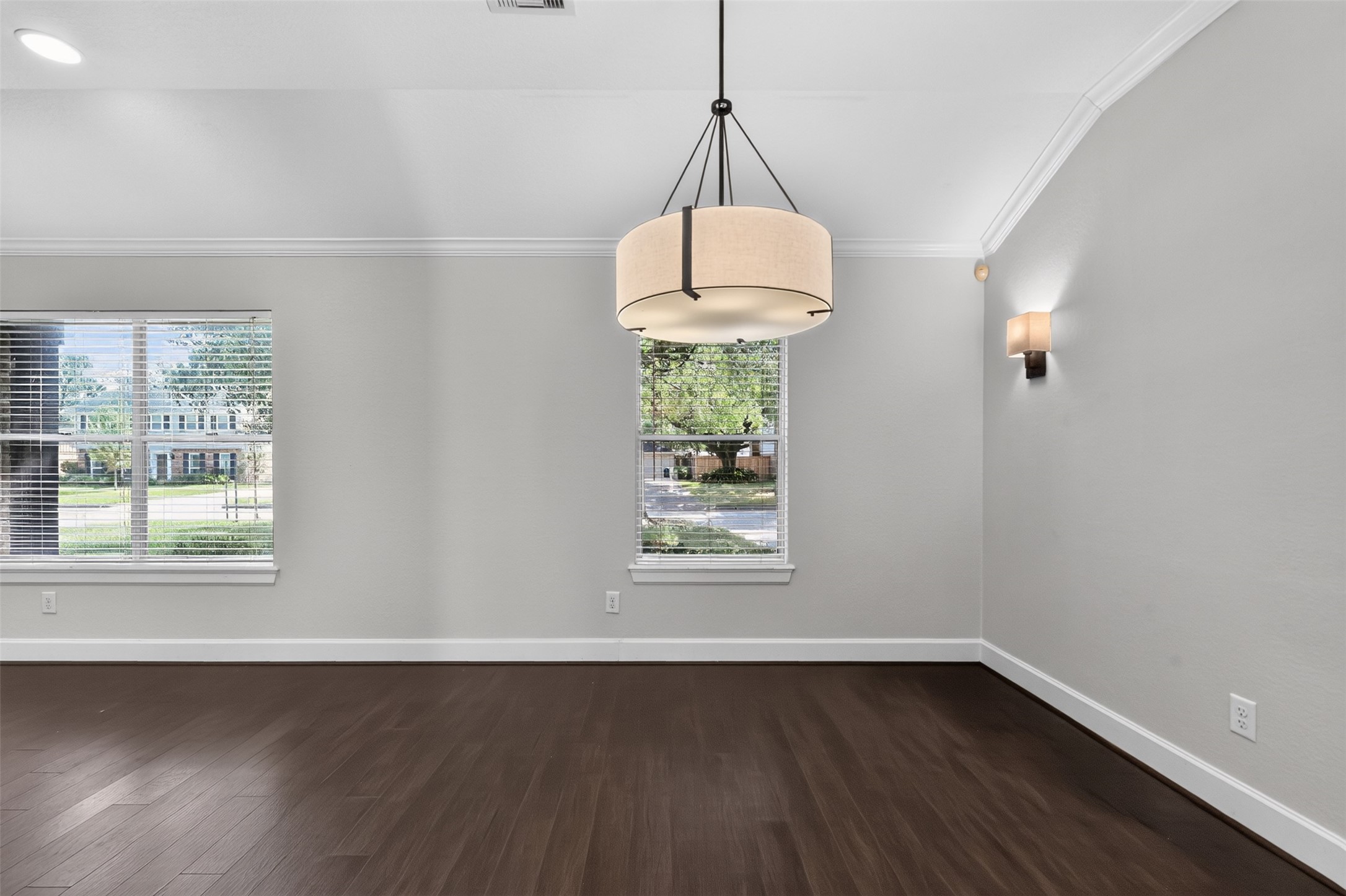 4023 Bayou Grove Drive, Seabrook, TX 77586
