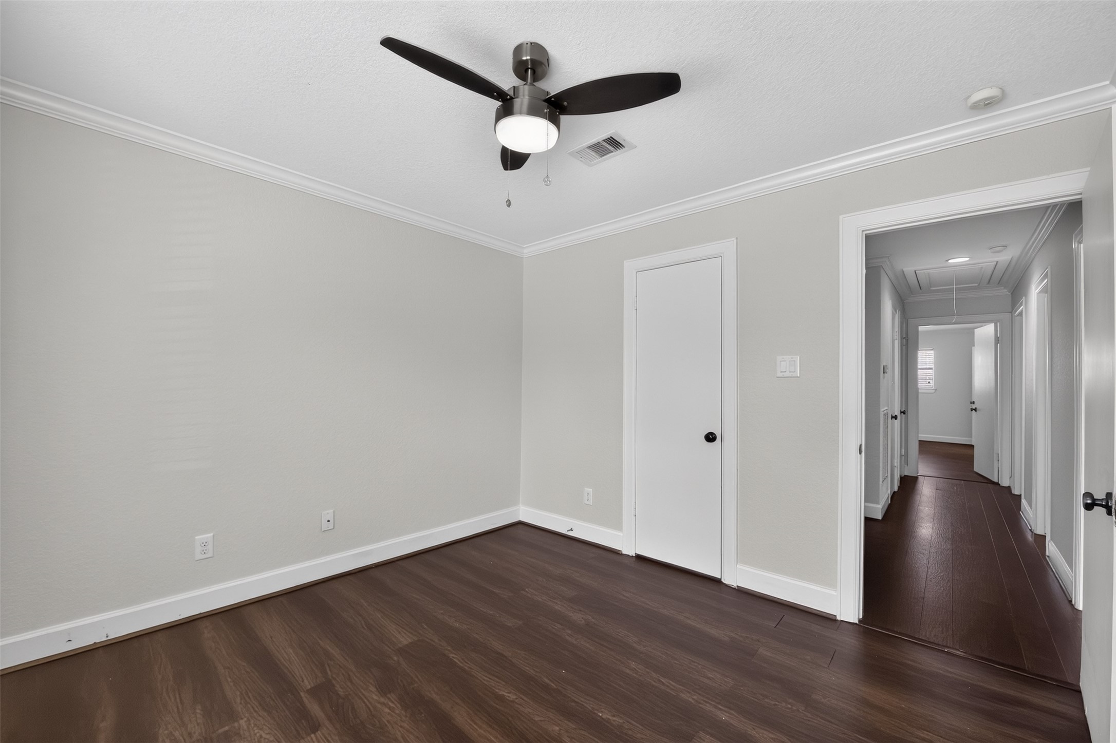 4023 Bayou Grove Drive, Seabrook, TX 77586