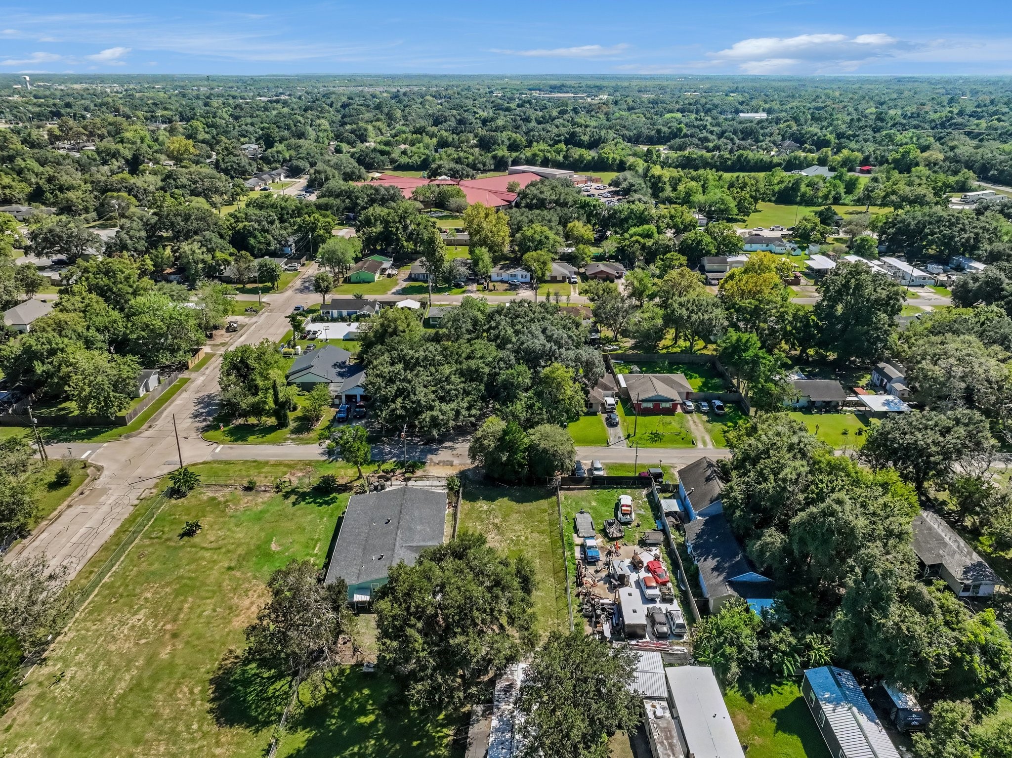 1814 W Blum Street, Alvin, TX 77511