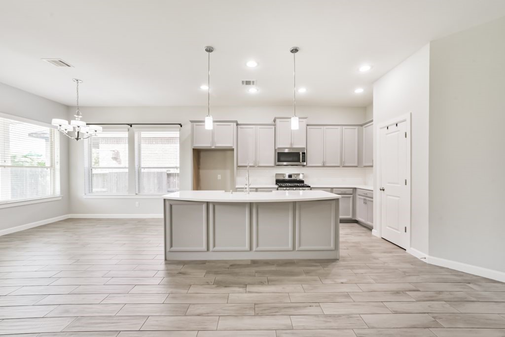 123 Castlegate Lane, Houston, TX 77065