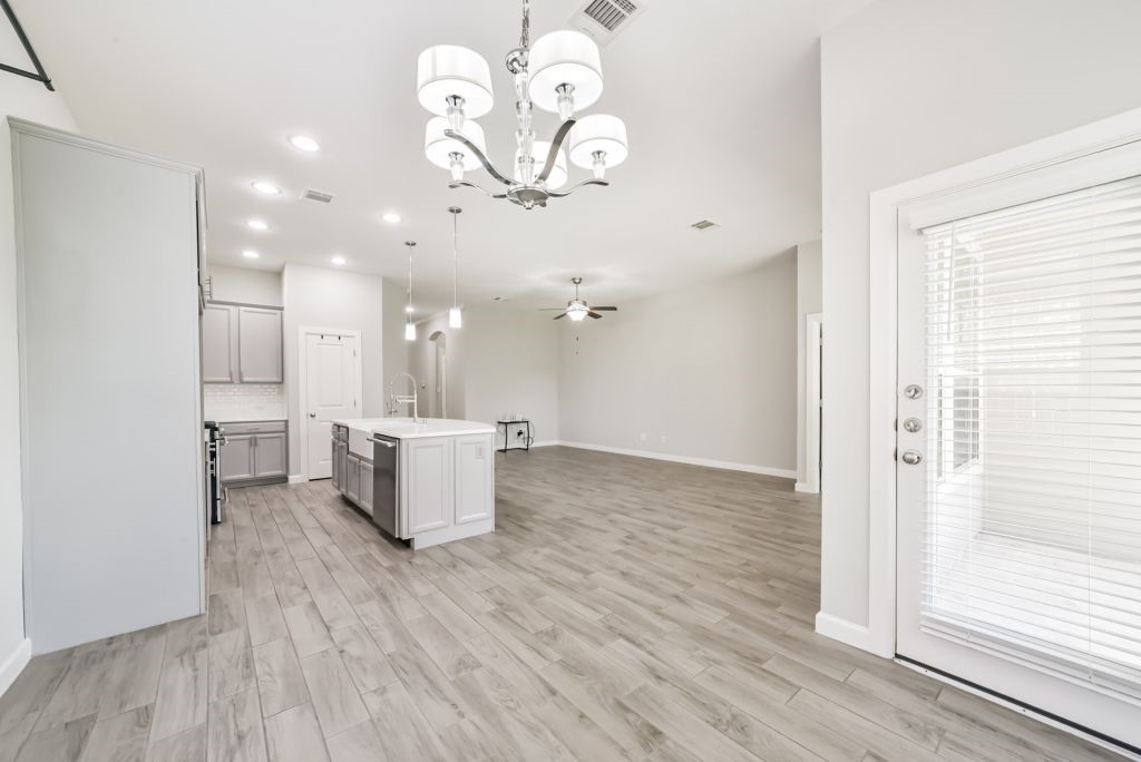 123 Castlegate Lane, Houston, TX 77065