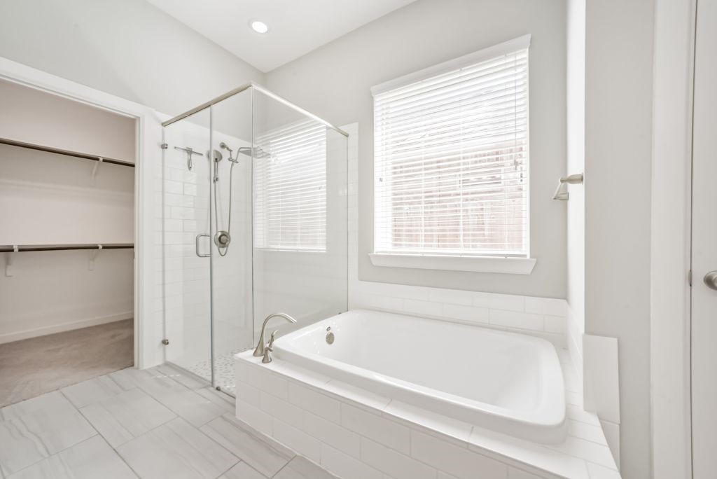 123 Castlegate Lane, Houston, TX 77065