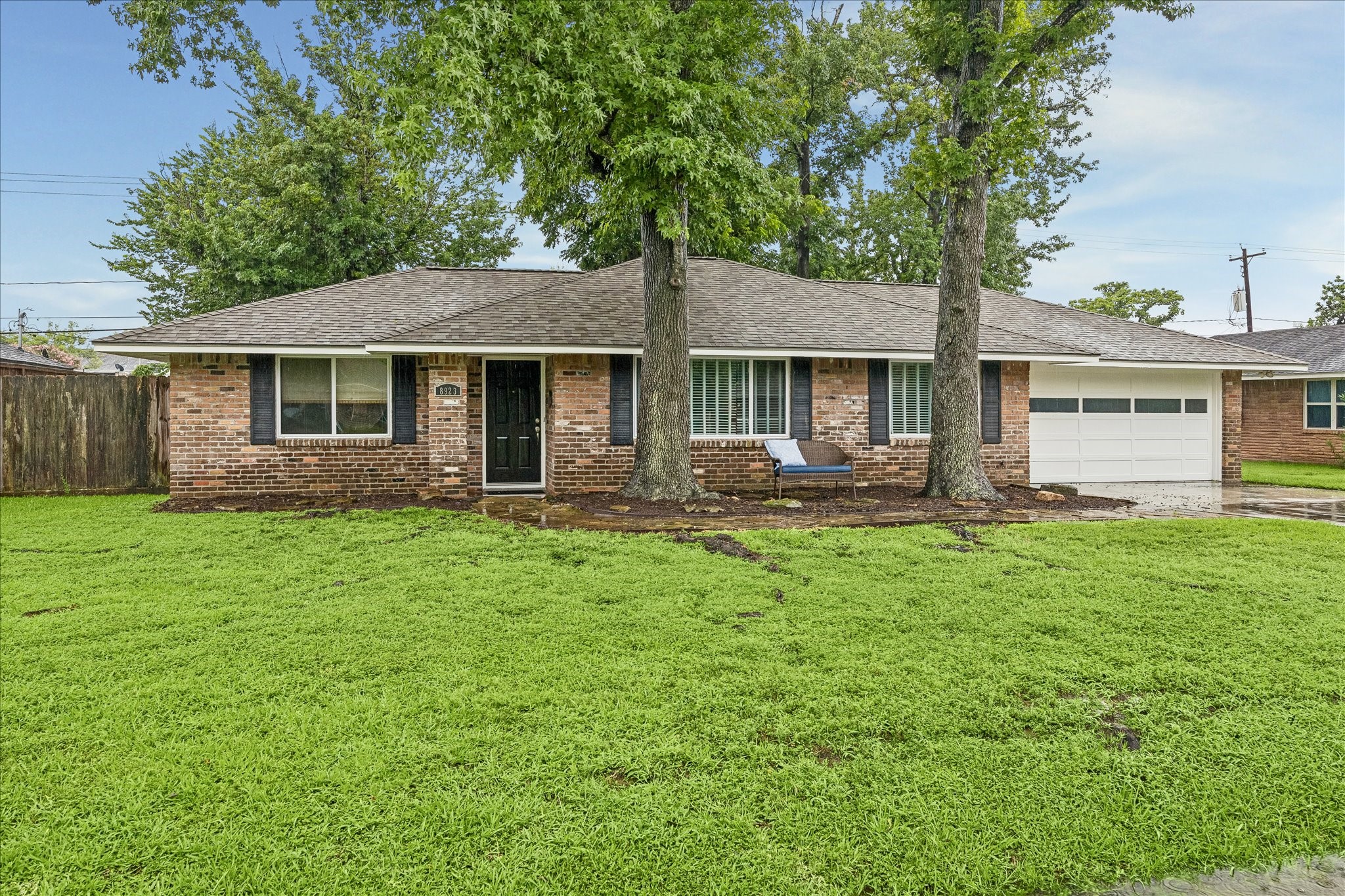 Welcome to 8923 Blankenship Dr