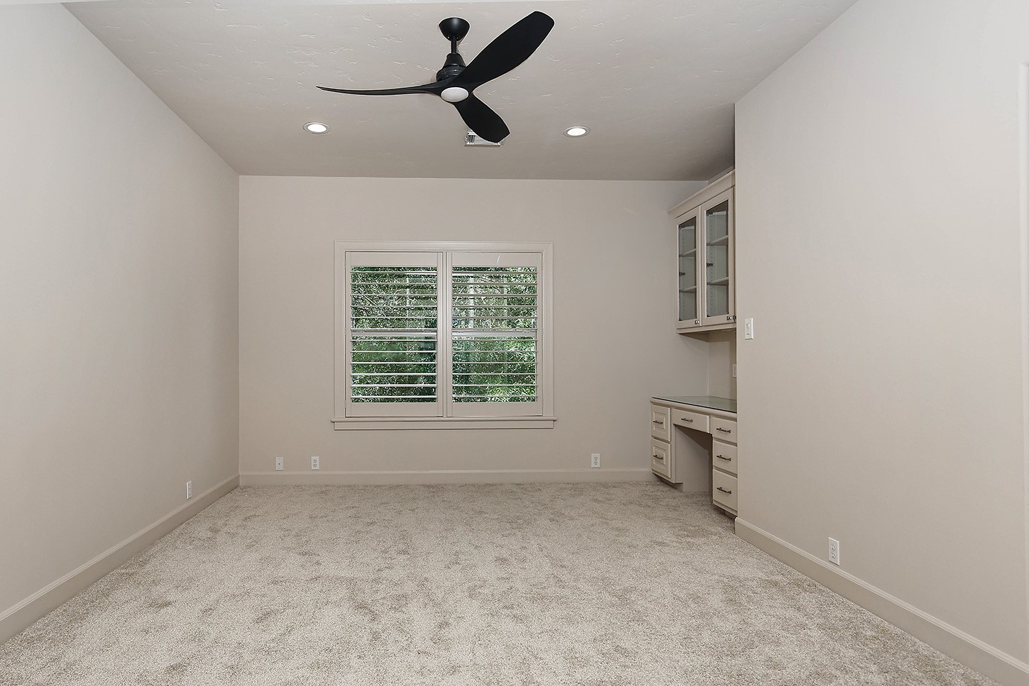 74 Batesbrooke Court, The Woodlands, TX 77381