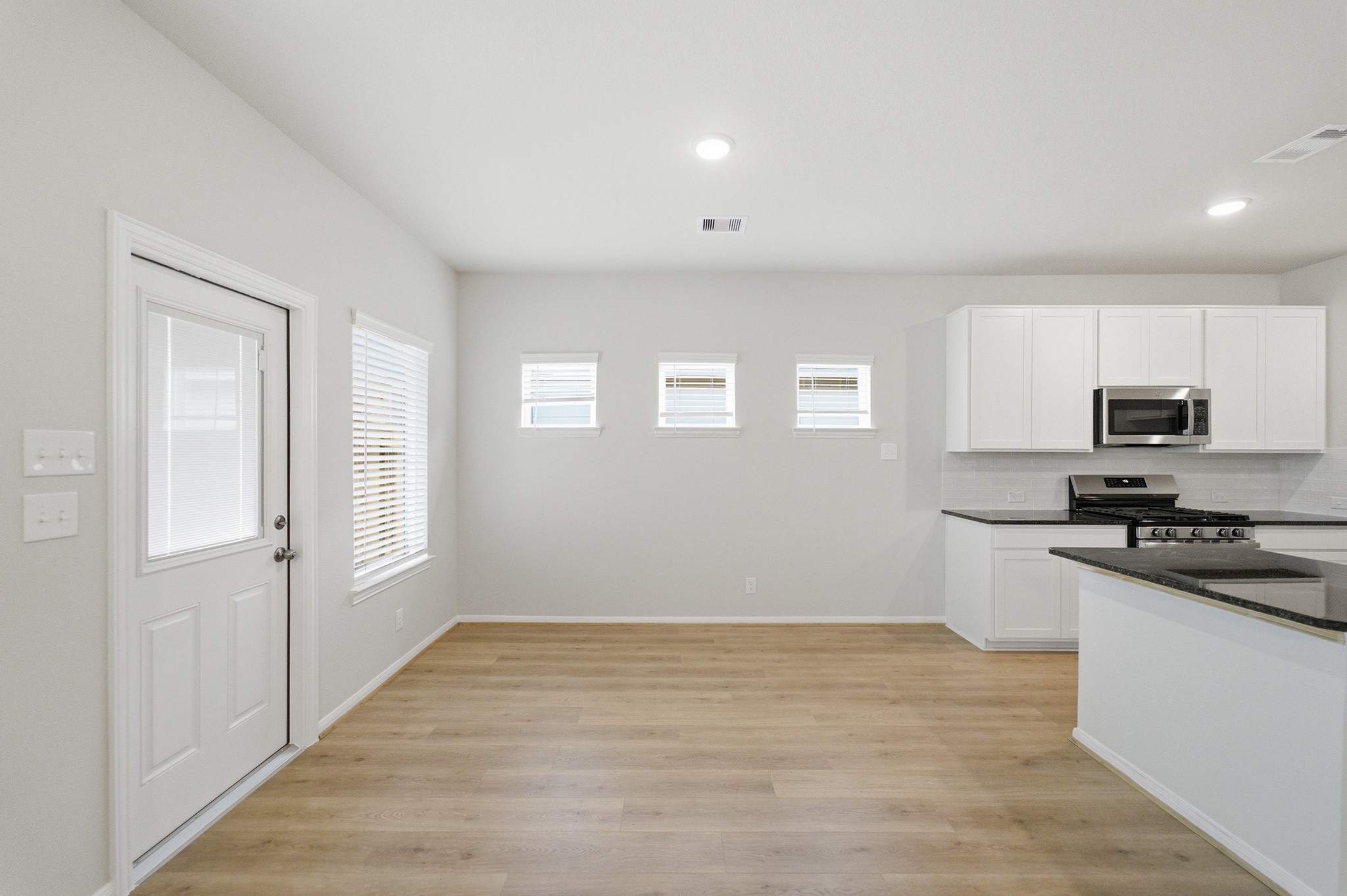 772 Red Mulberry Street, La Marque, TX 77568