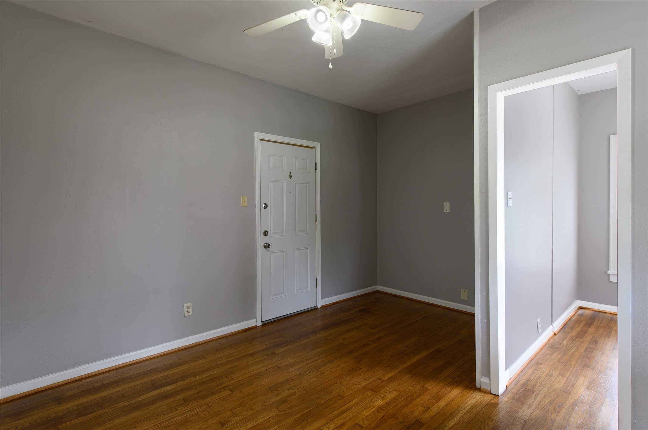 4620 Clay, #B, Houston, TX 77023 4620 Clay, #B, Houston, TX 77023
