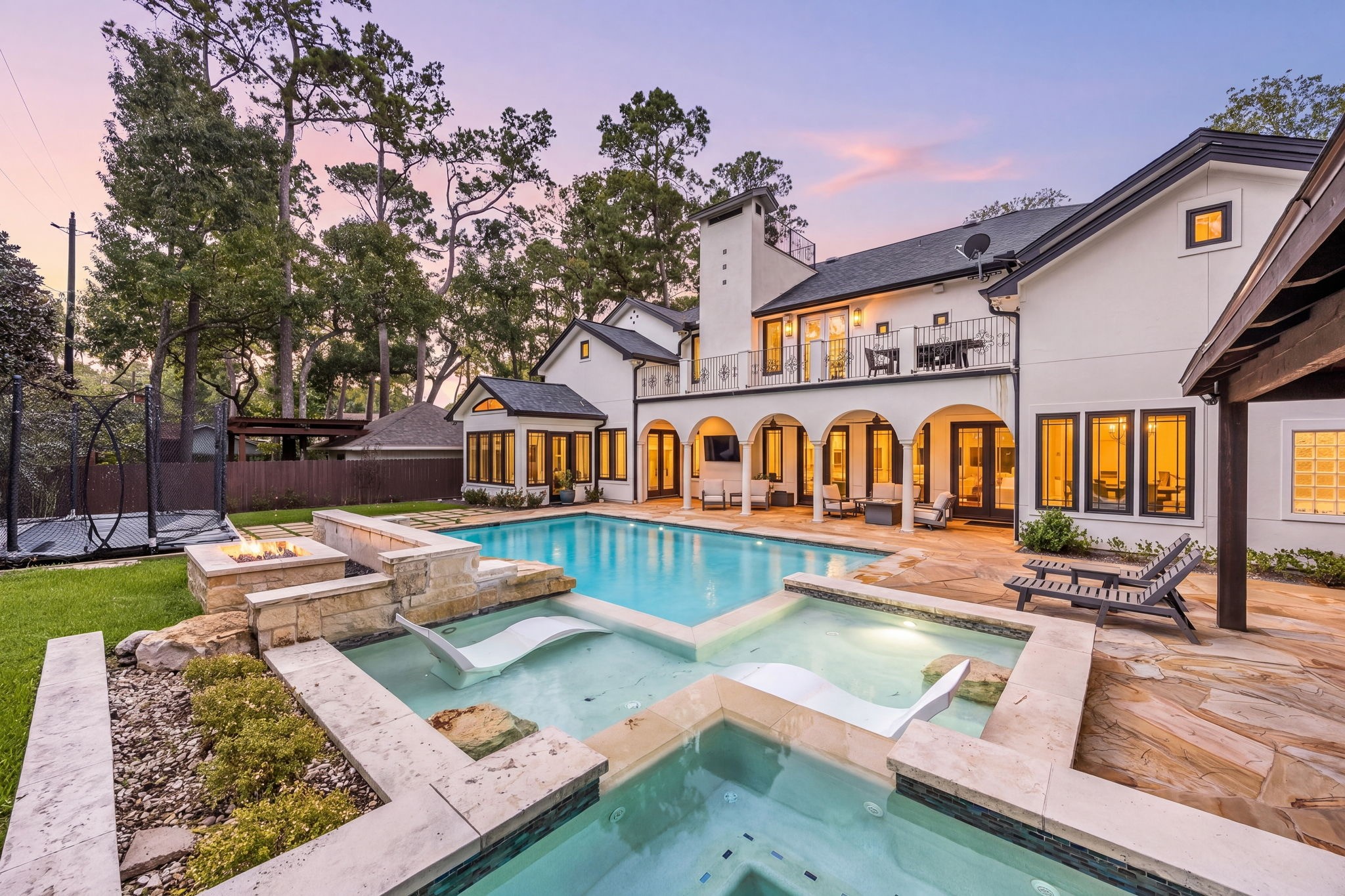 330 E Gaywood Drive, Houston, TX 77079