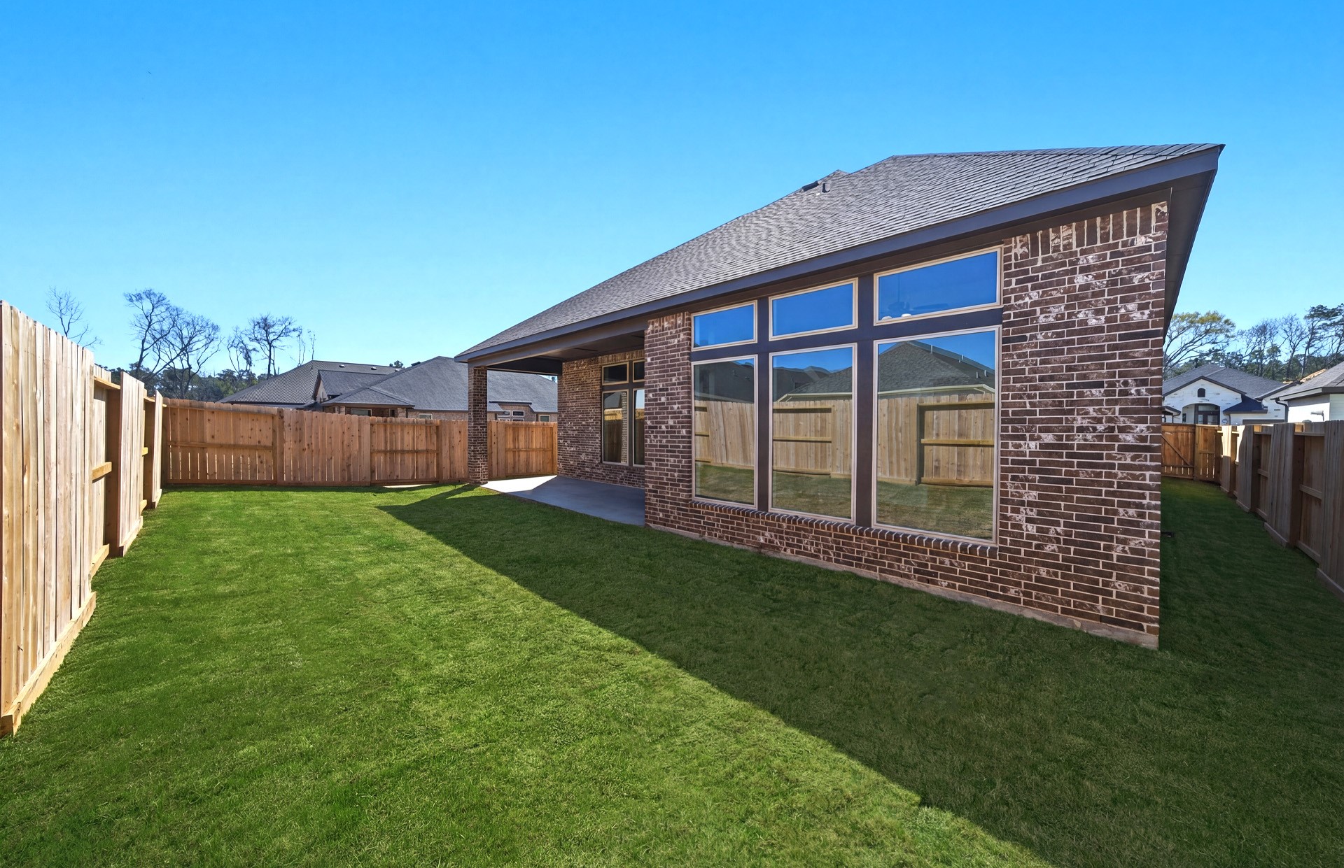 9737 Roaring River Falls Lane, Porter, TX 77365