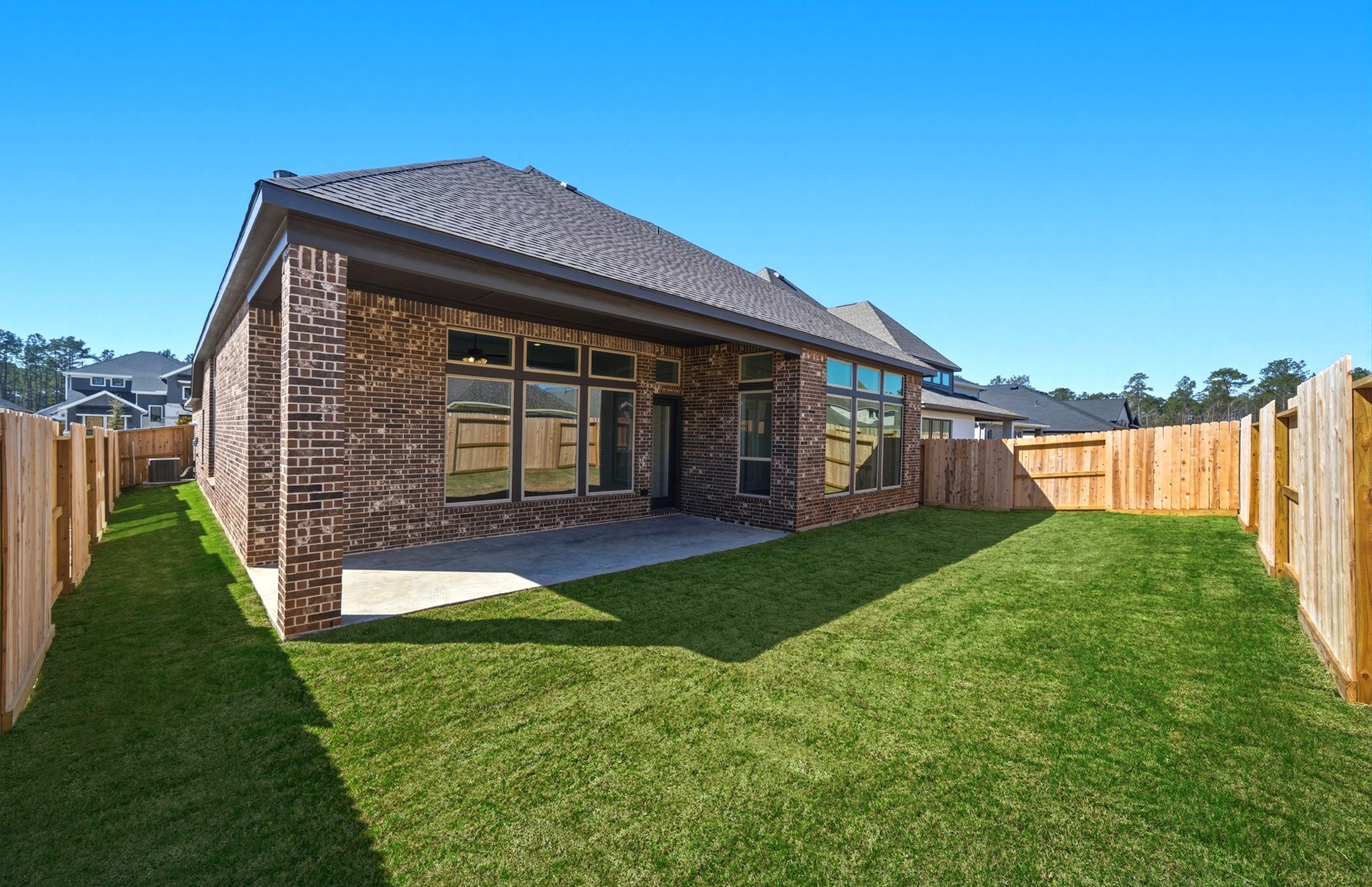 9737 Roaring River Falls Lane, Porter, TX 77365